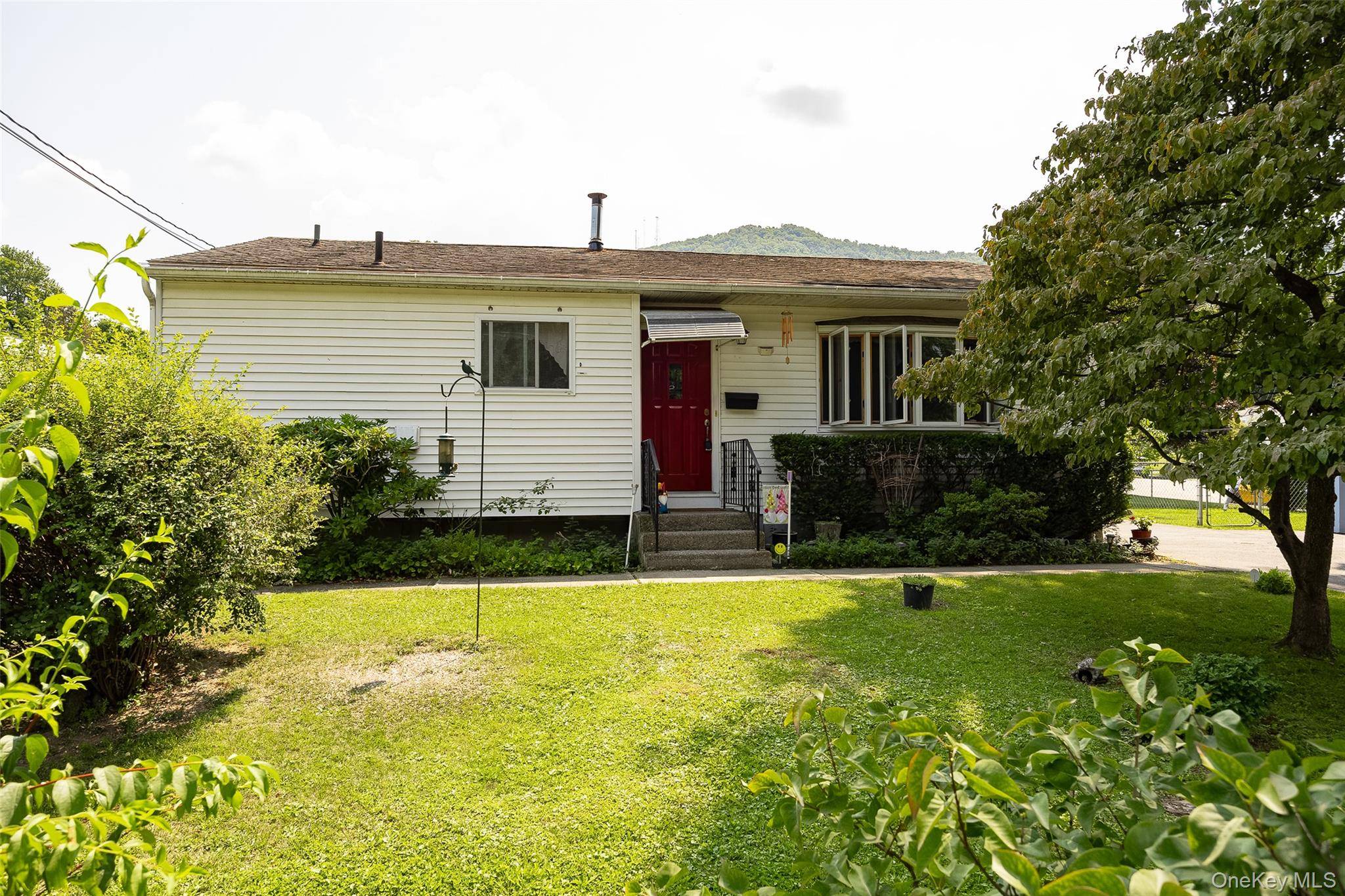 76 Phillips ST, Beacon, NY 12508