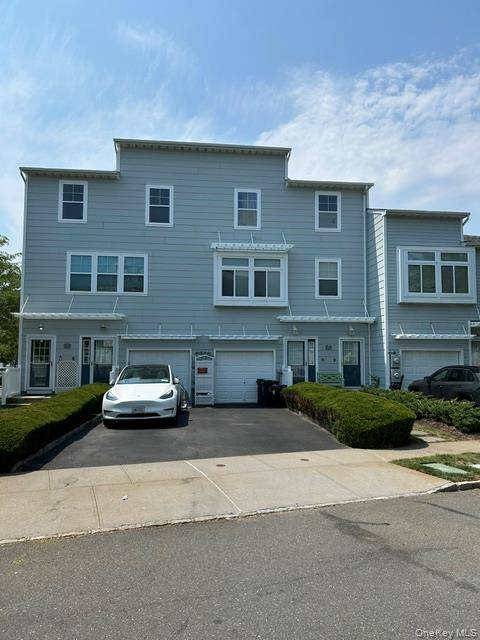 175 Schooner ST #A, Arverne, NY 11692