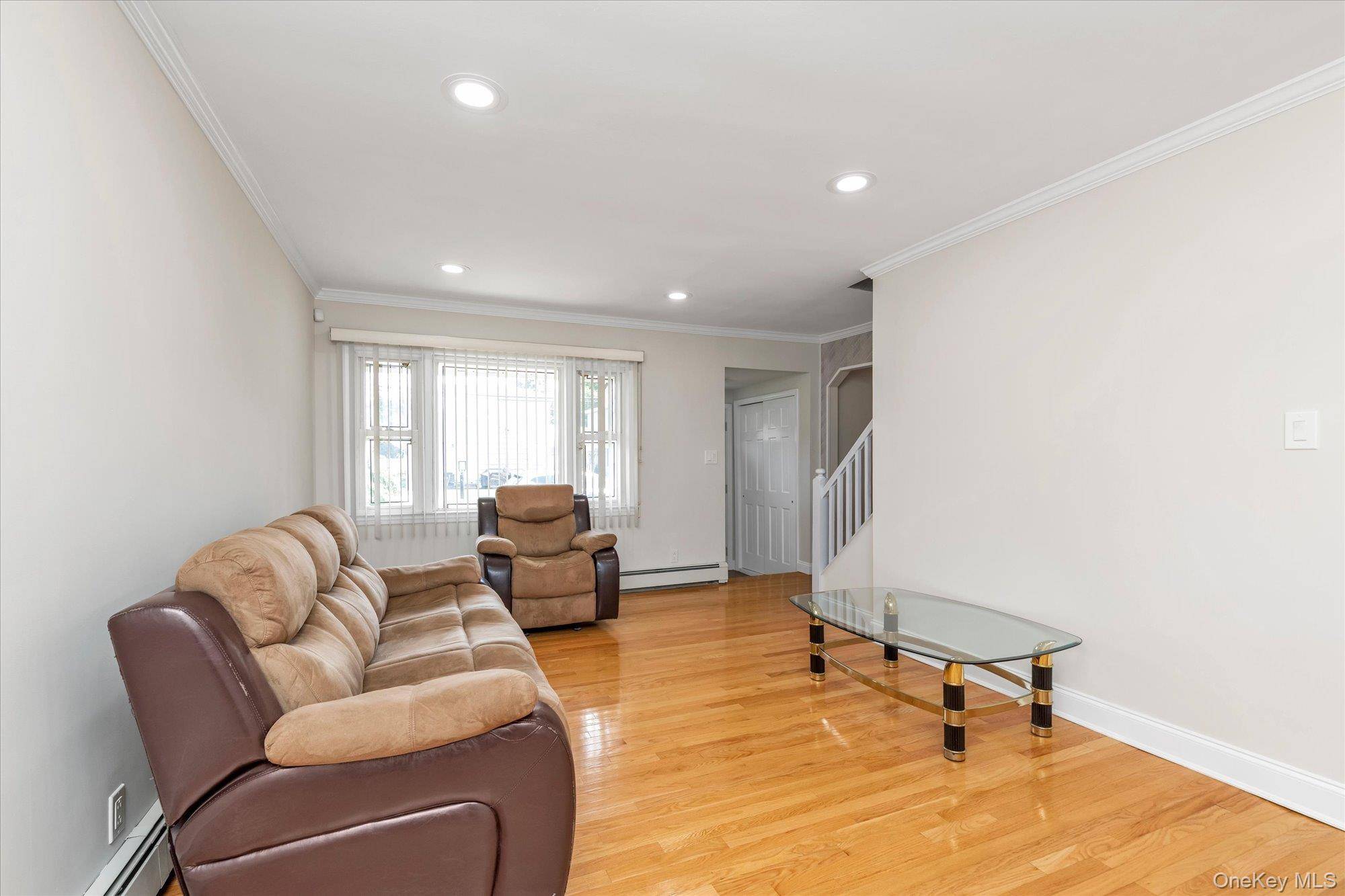 810 Ibsen ST, Woodmere, NY 11598