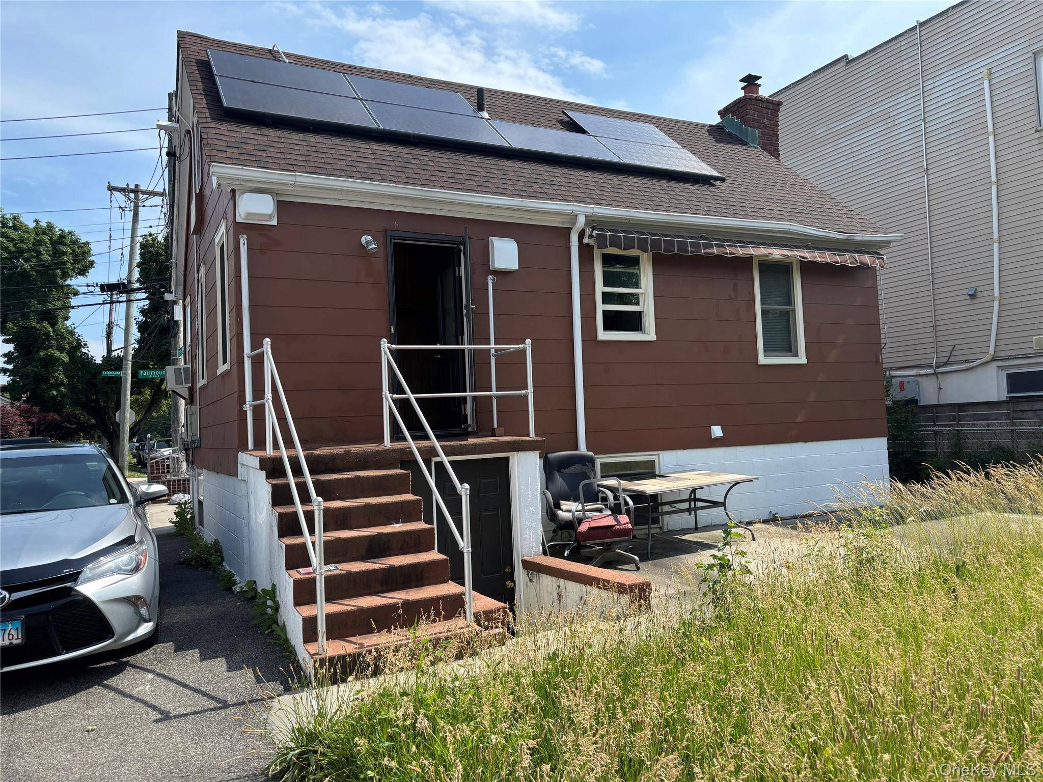 3251 Fairmount AVE, Bronx, NY 10465