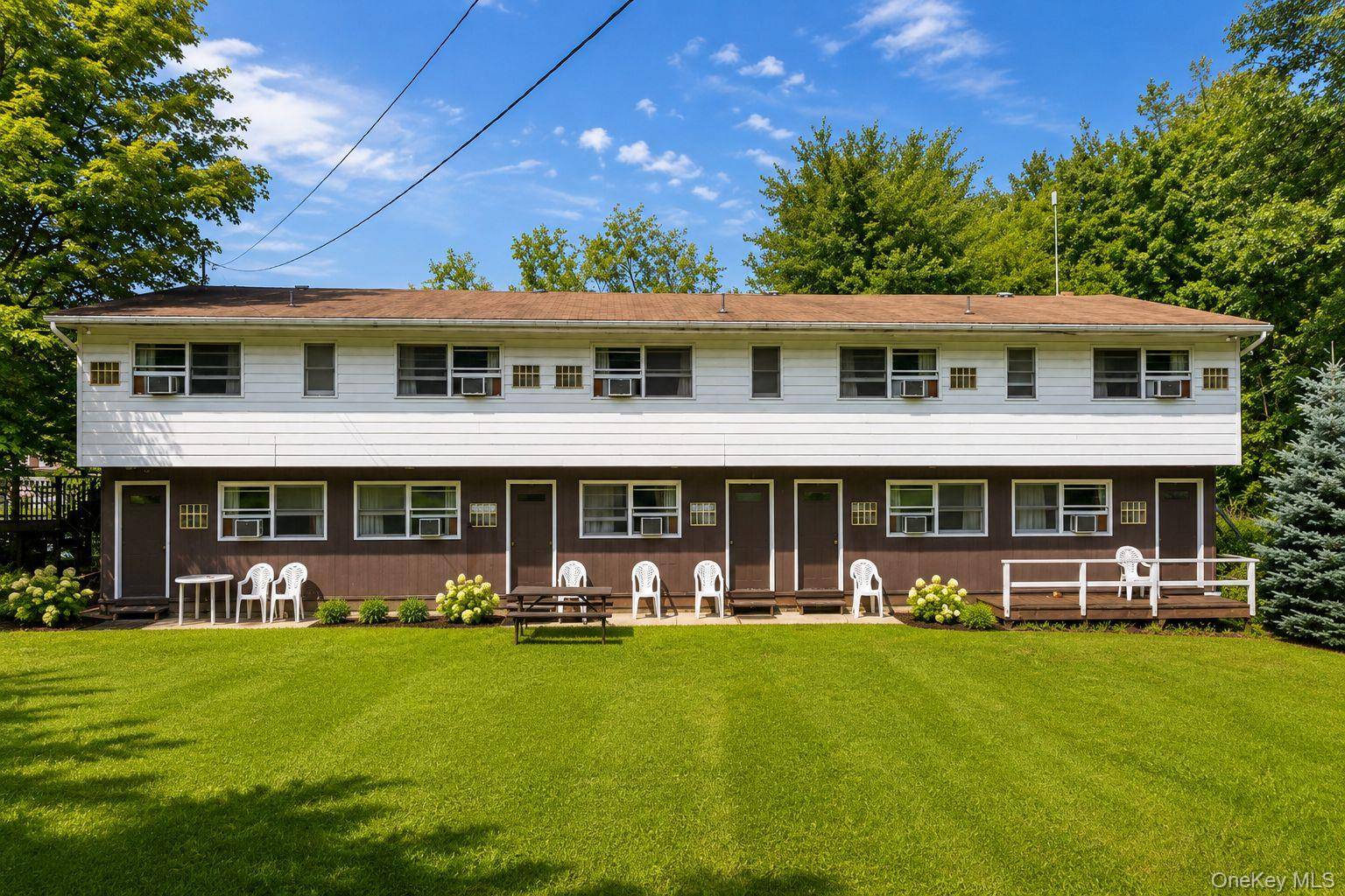 9 Solway RD, Saugerties, NY 12477