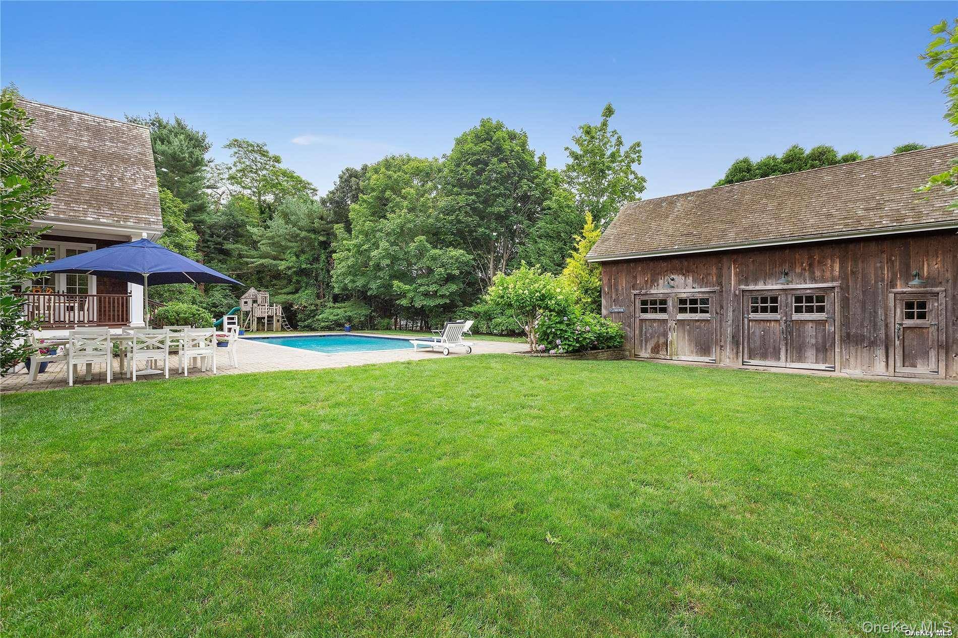 5 Anthony LN, Quogue, NY 11959