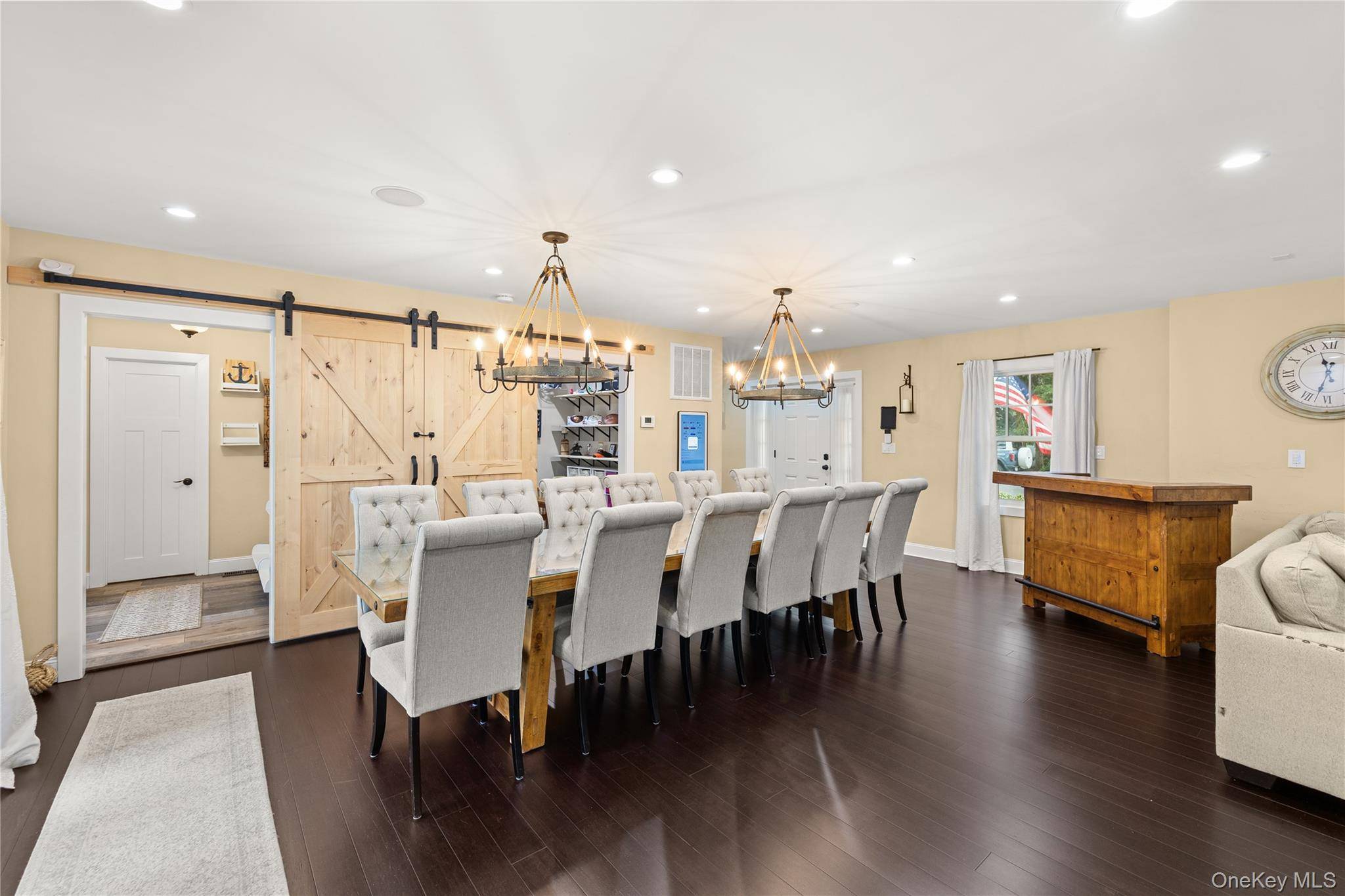 101 Frederick AVE, Babylon, NY 11702