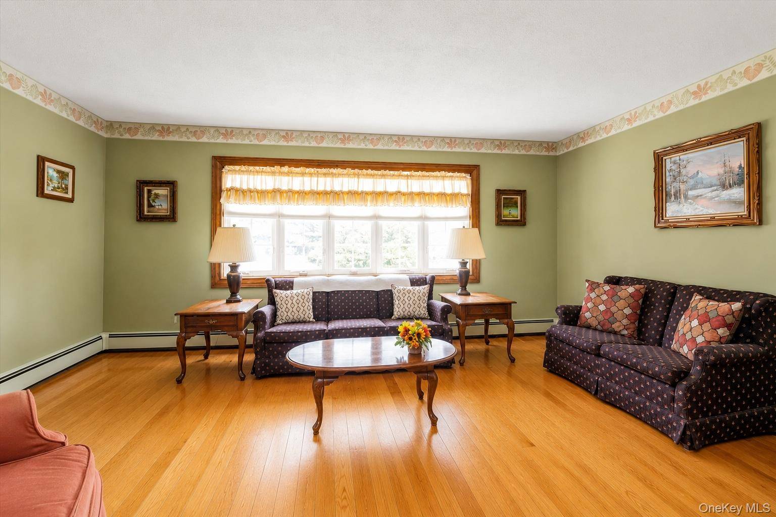 78 Rockaway Pkwy, Valley Stream, NY 11580