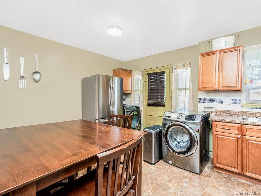 3410 Gunther AVE, Bronx, NY 10469