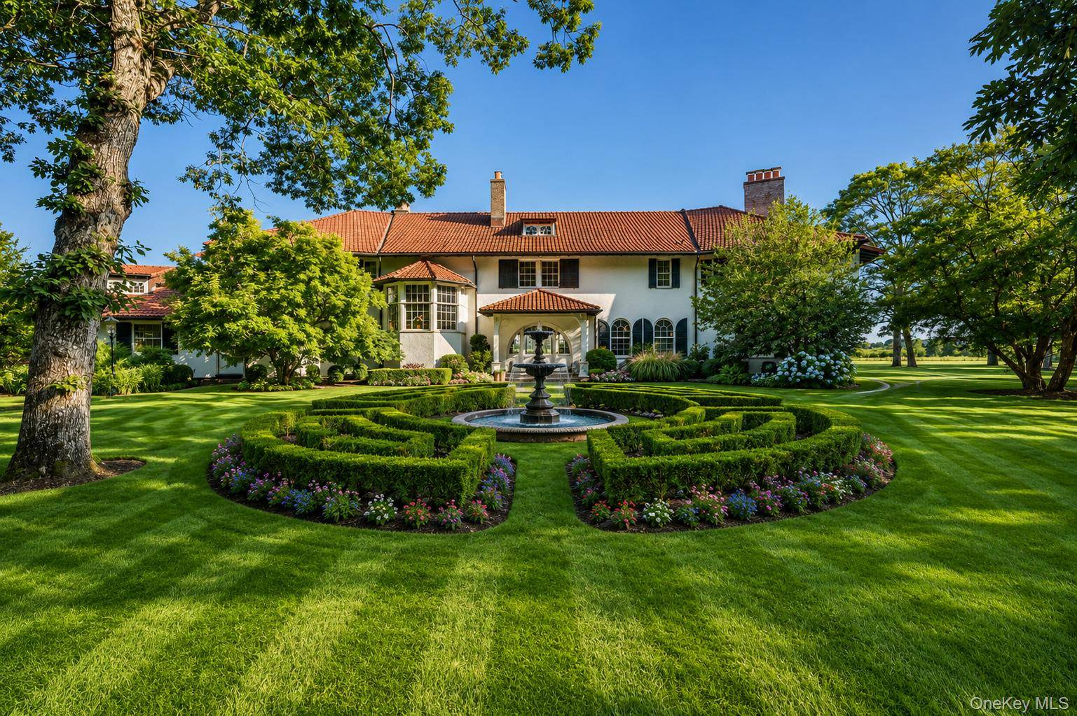 767 Montauk HWY, Quiogue, NY 11978