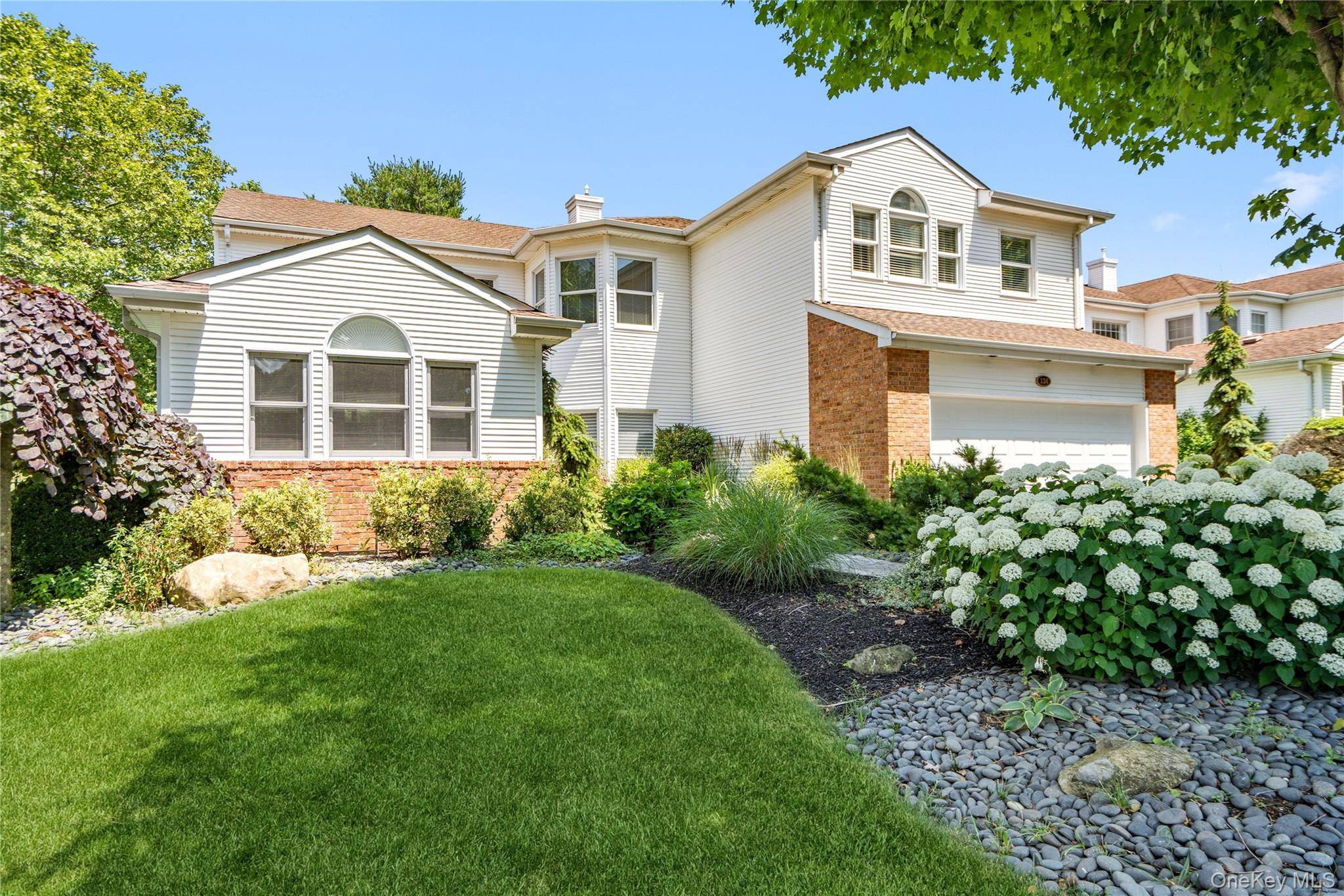 134 Hiland CT, Commack, NY 11725