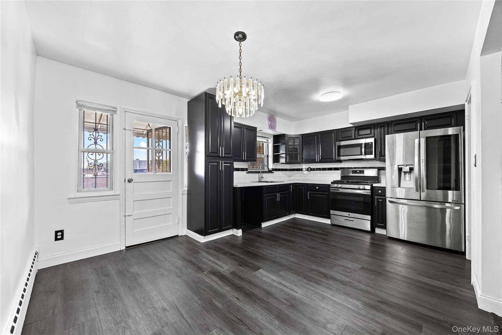 3302 Tiemann AVE, Bronx, NY 10469