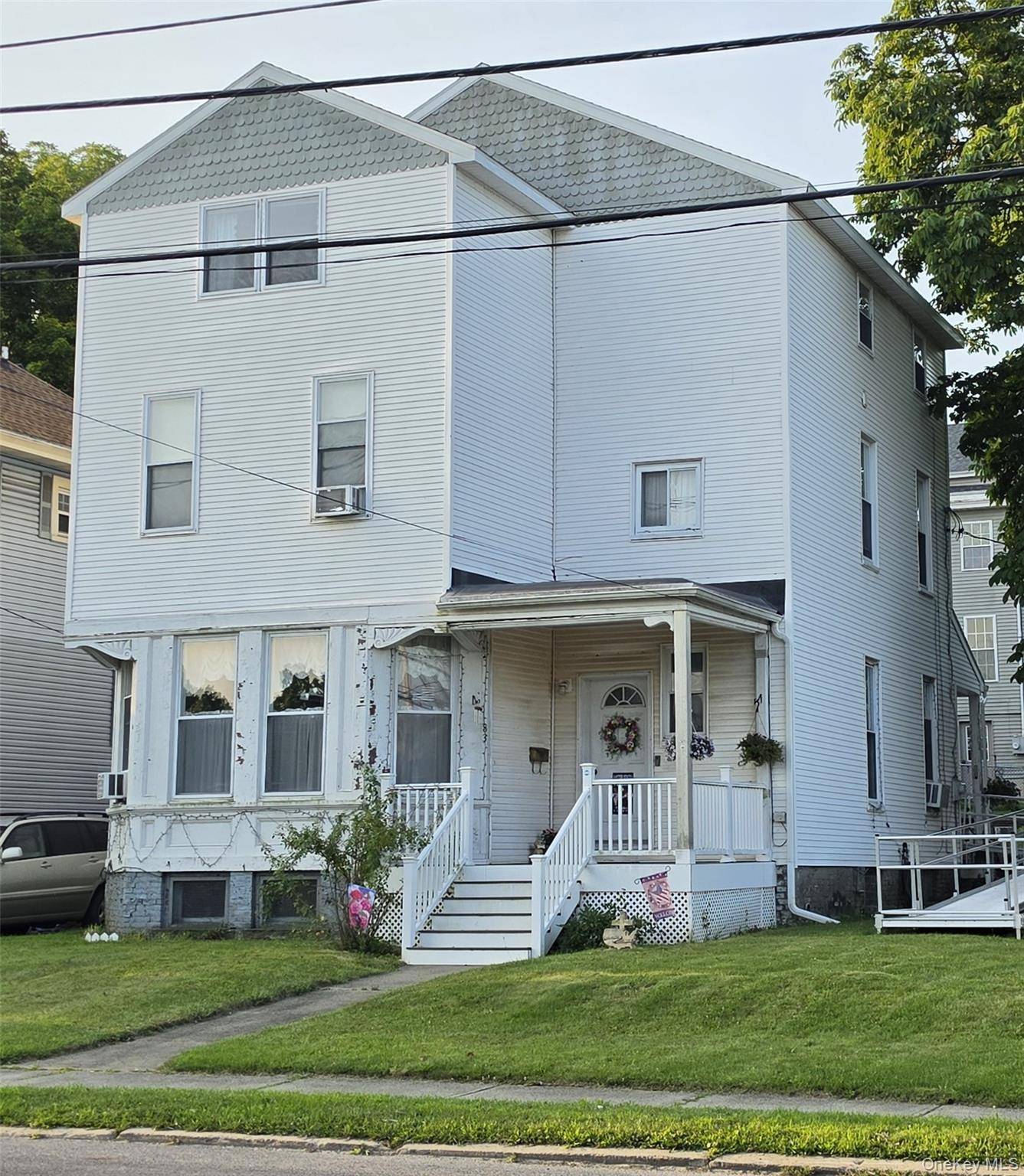 83 Green ST, Hudson, NY 12534