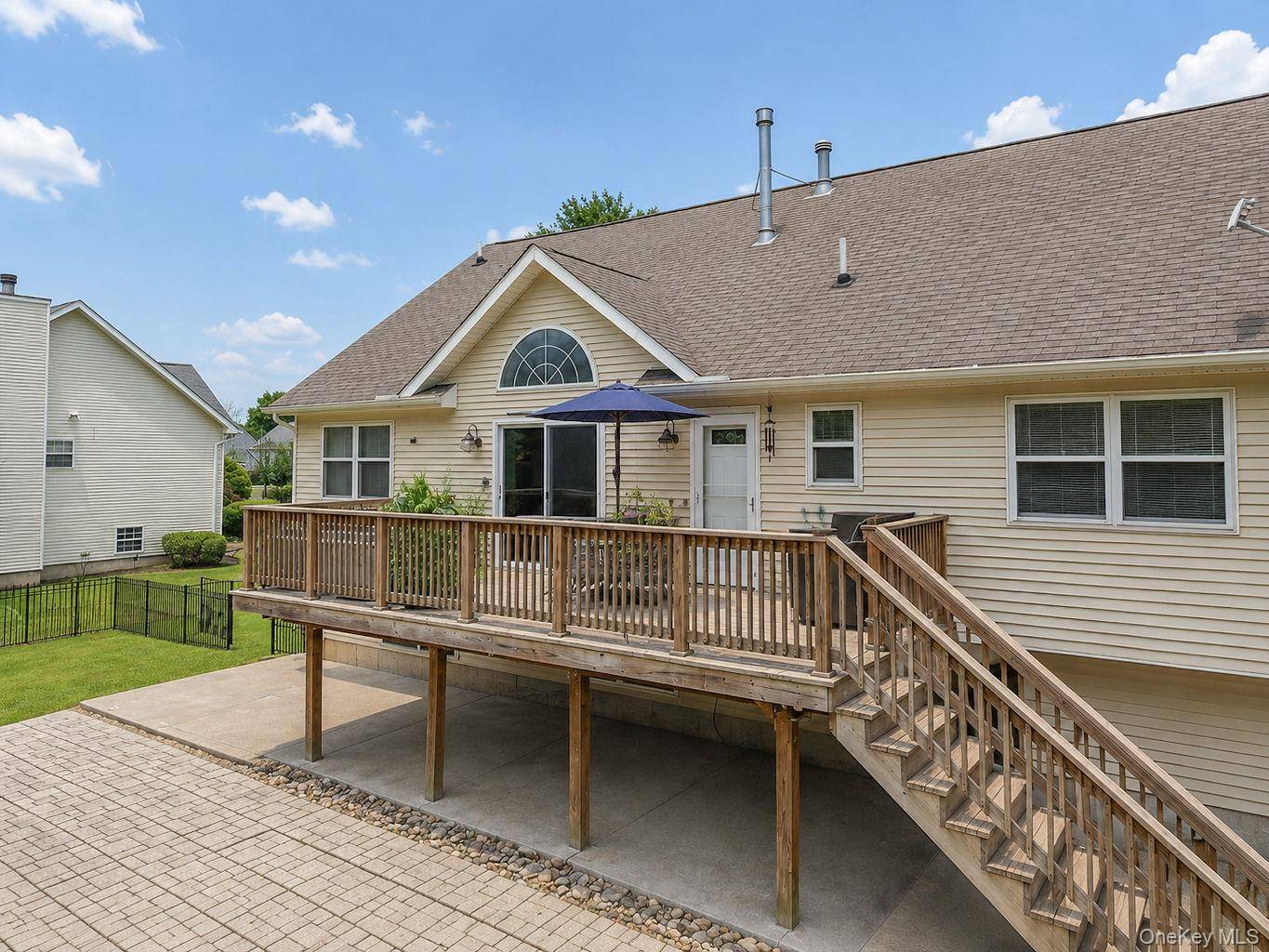 26 Seals DR, Monroe, NY 10950