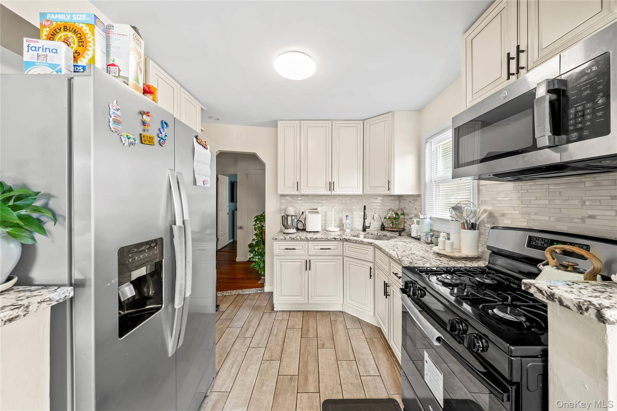 461 Greengrove AVE, Uniondale, NY 11553