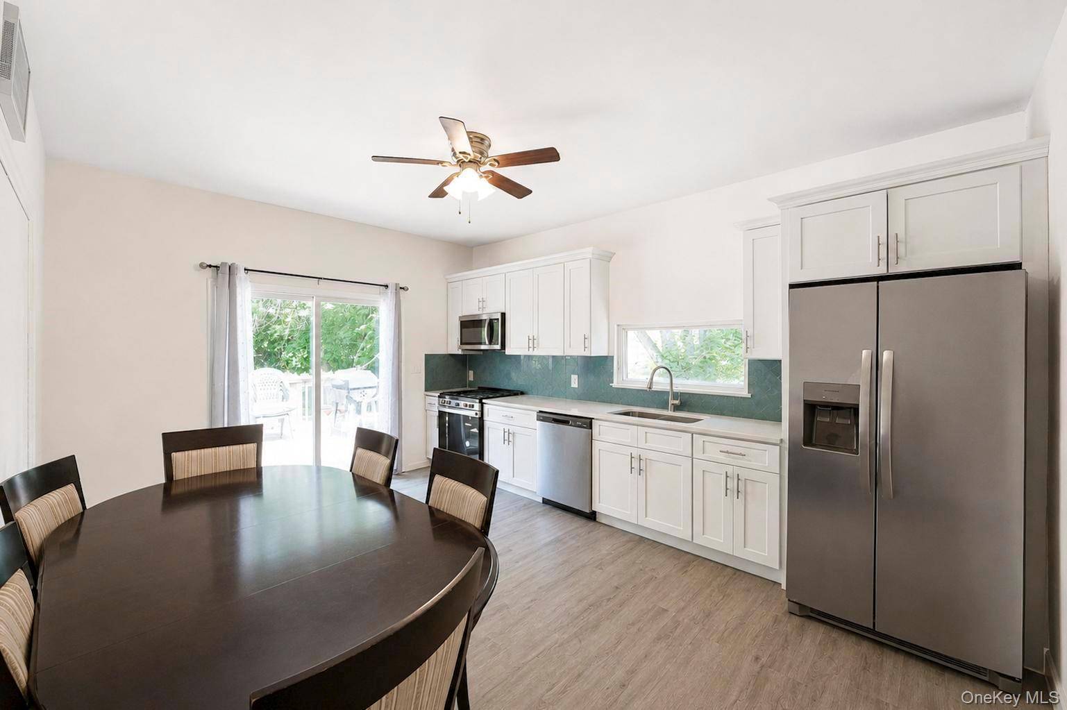 71 Barton AVE, Patchogue, NY 11772