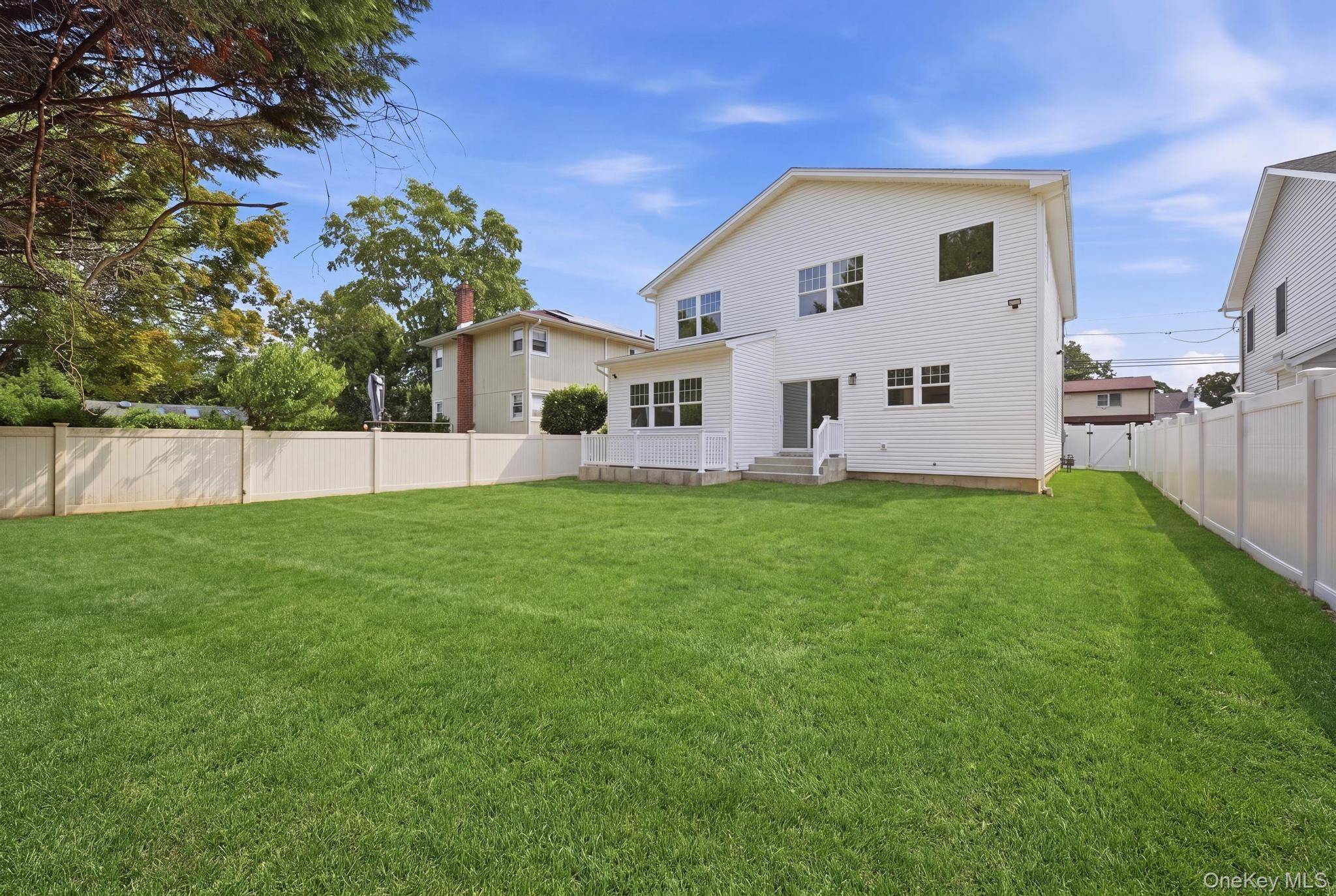 1586 Maeder AVE, Merrick, NY 11566