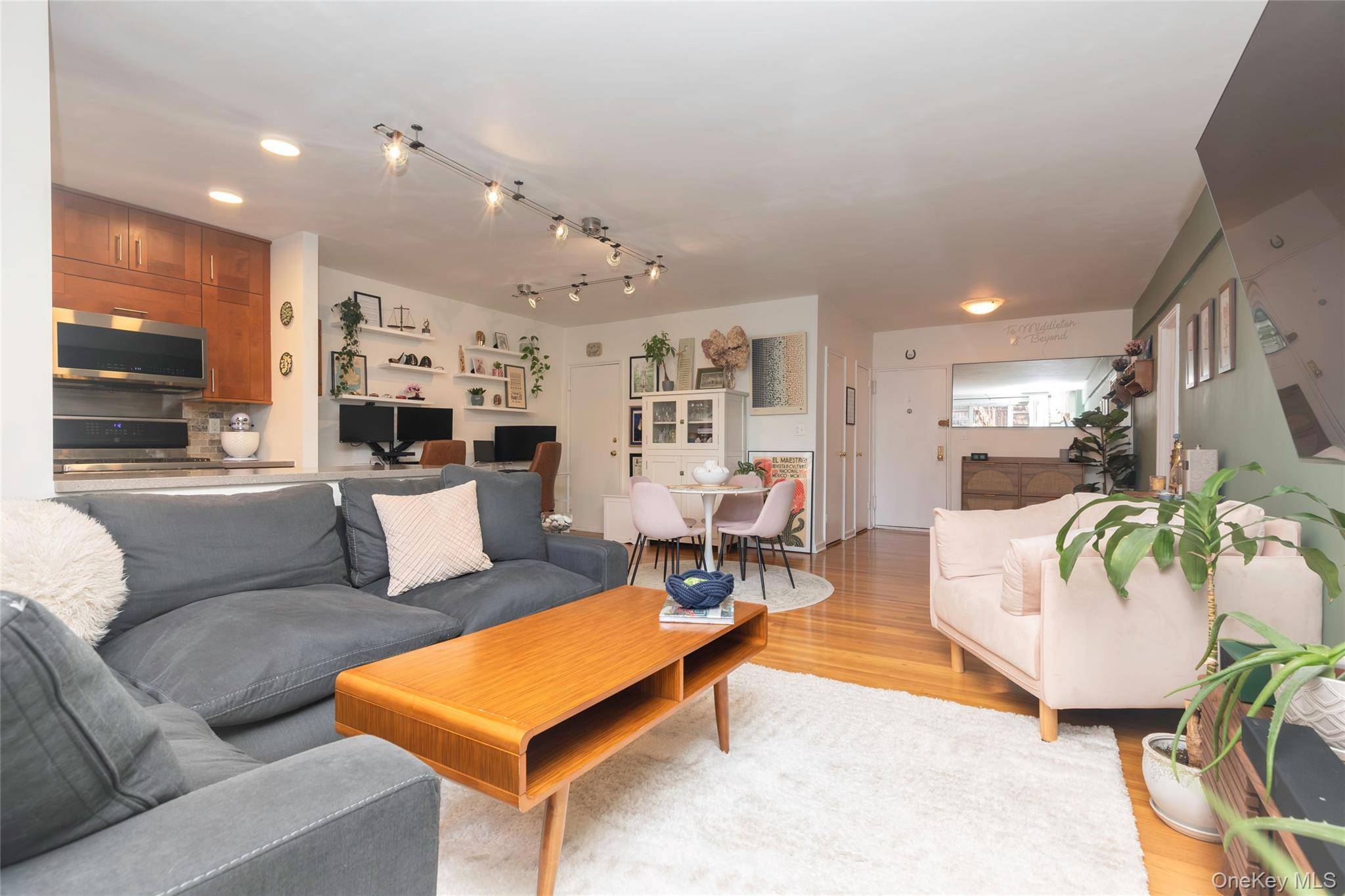 12 Westchester AVE #2J, White Plains, NY 10601