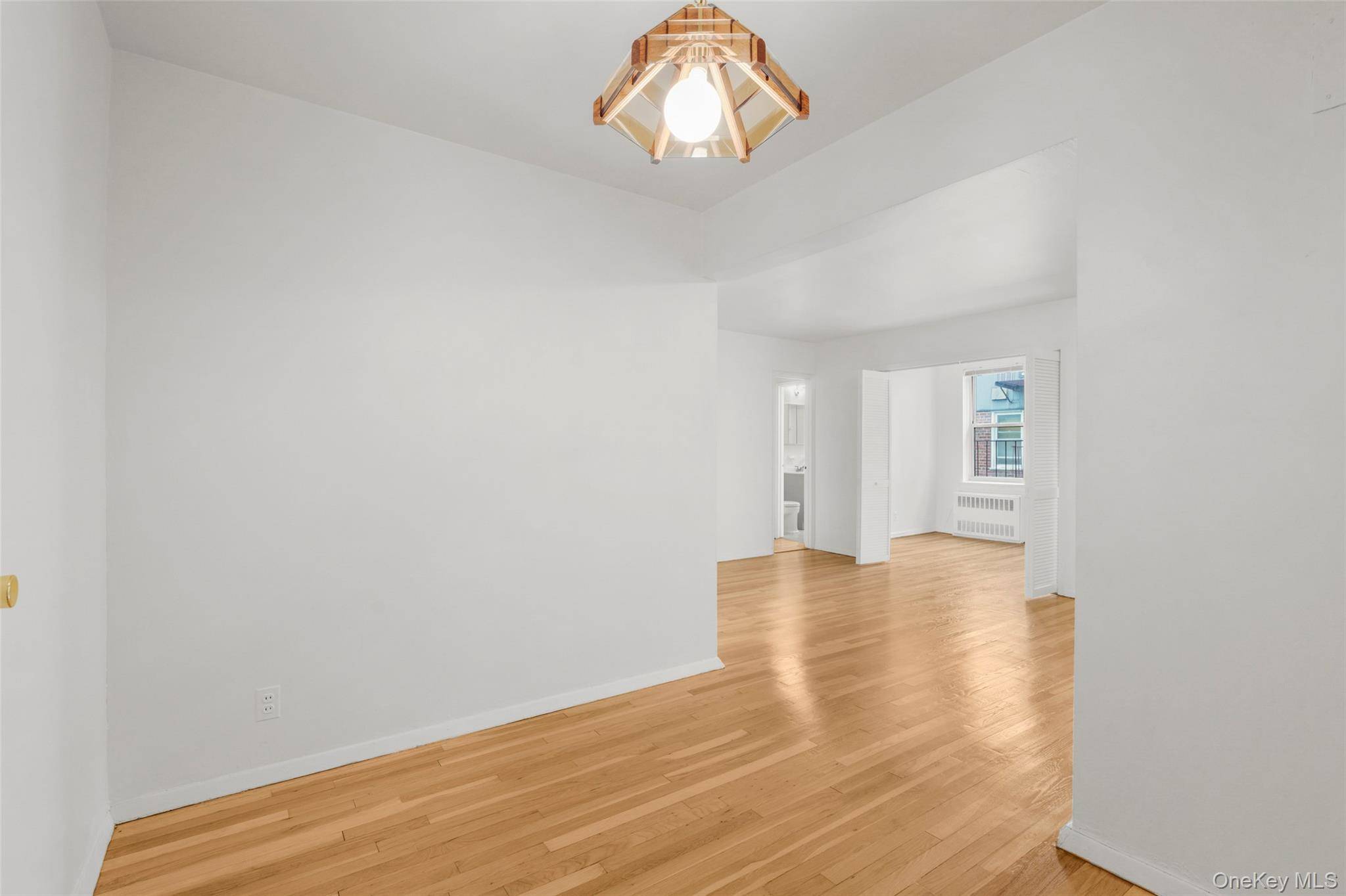 125 Bronx River RD #7A, Yonkers, NY 10704