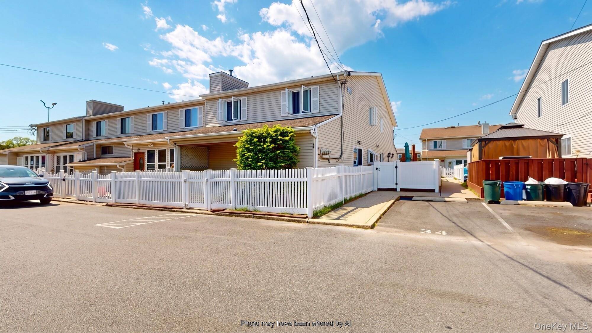 36 Leo ST #34, Staten Island, NY 10314
