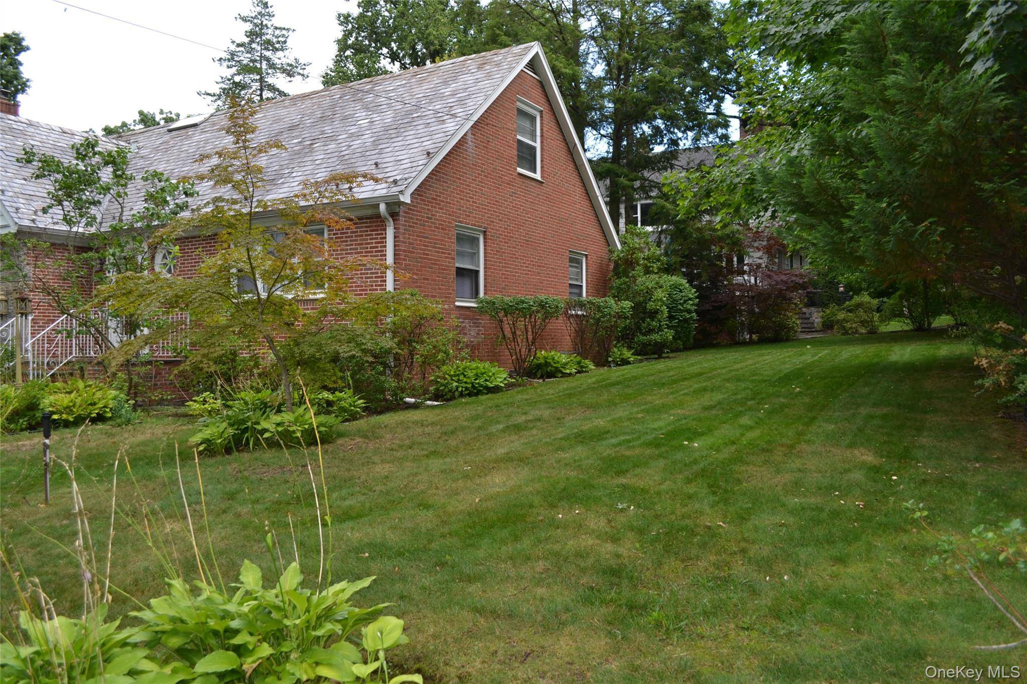 622 James ST, Pelham, NY 10803