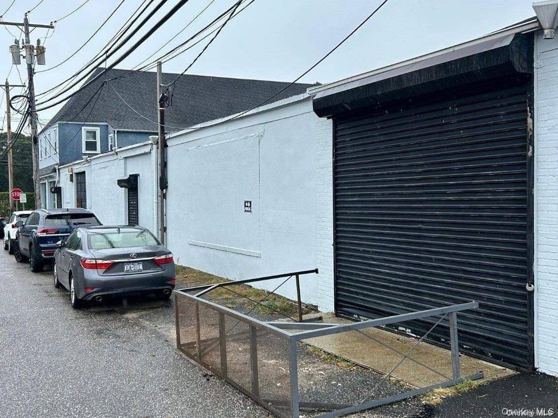 193 W Main, Bay Shore, NY 11706