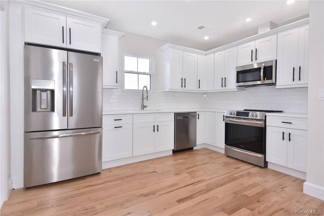 142 Second AVE, Pelham, NY 10803