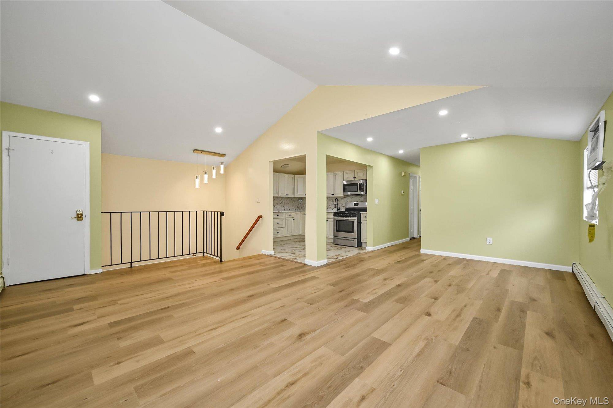 6-24 Beach 64th ST, Arverne, NY 11692