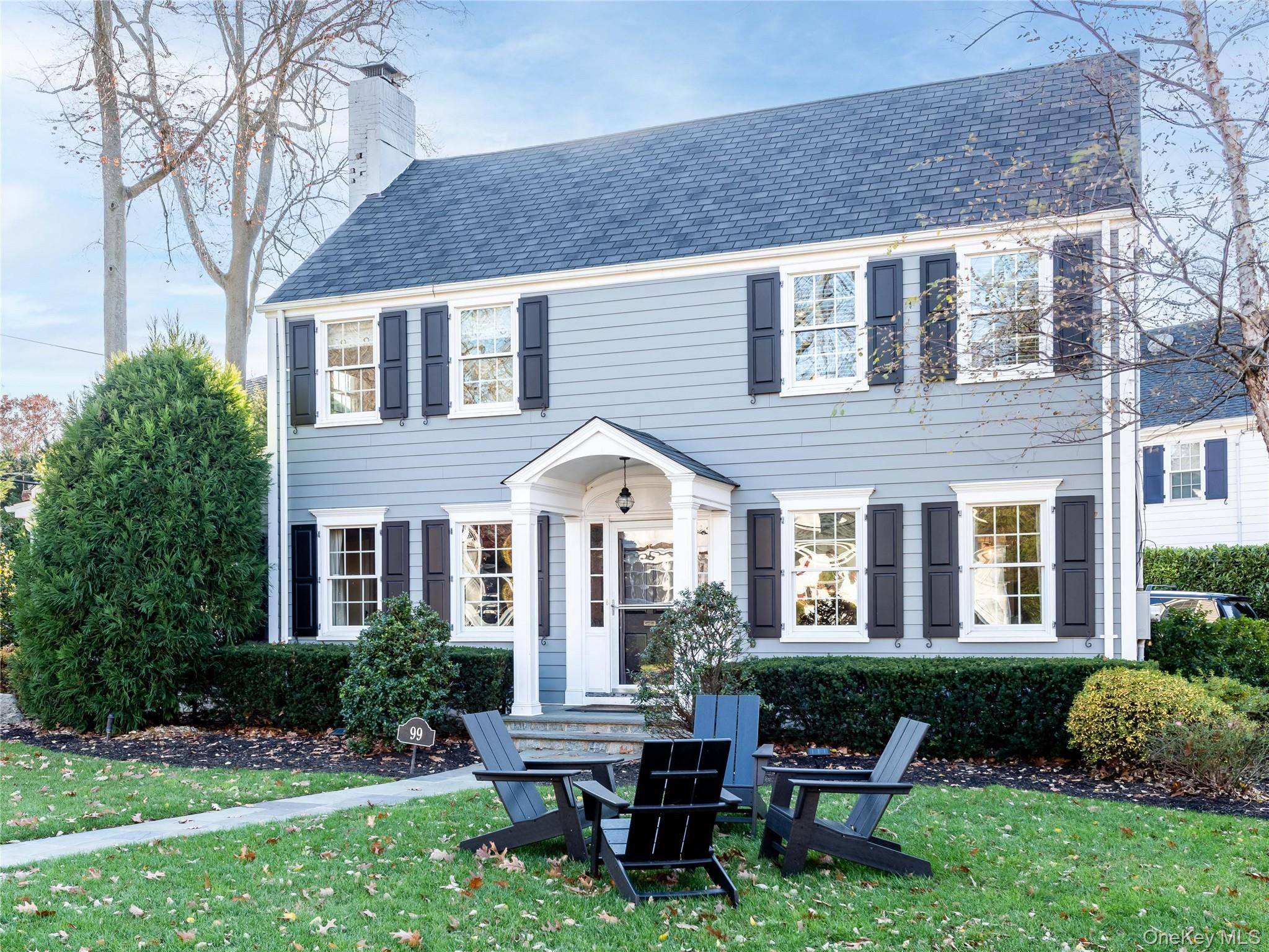 99 Thayer RD, Manhasset, NY 11030