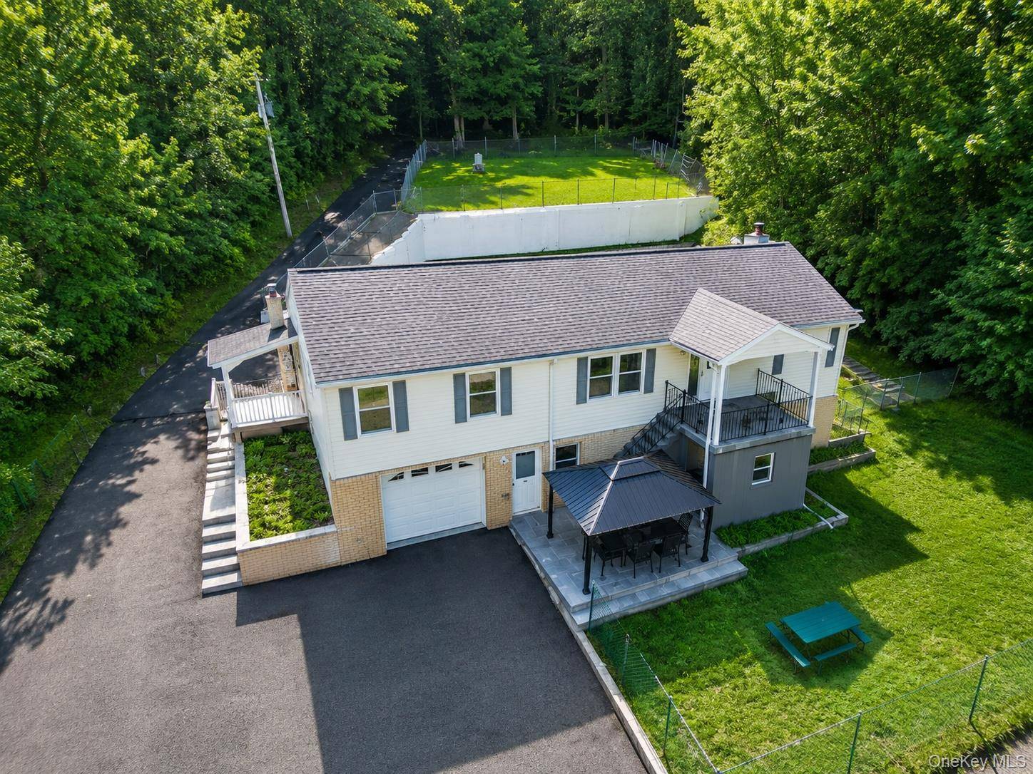 274 Grey RD, South Fallsburg, NY 12779
