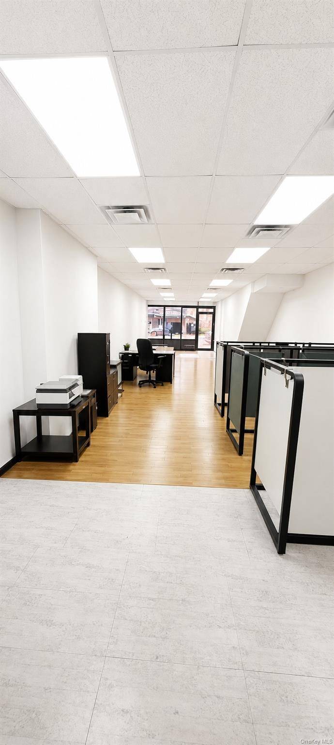 21945 Jamaica AVE #1st Floor, Queens Village, NY 11428