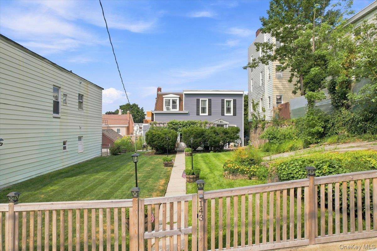 143 Oliver AVE, Yonkers, NY 10701
