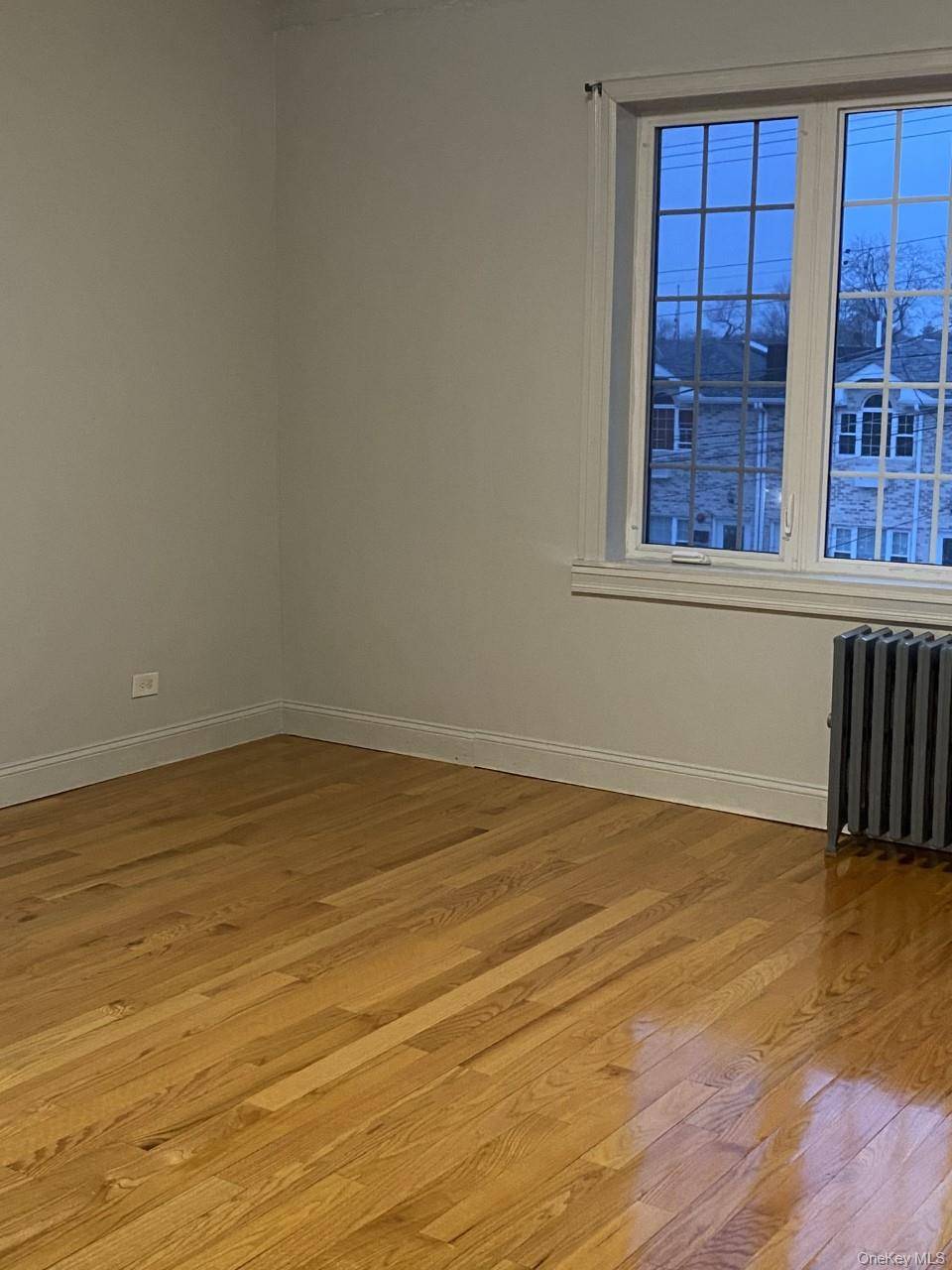 217-24 112 RD #2, Queens Village, NY 11429