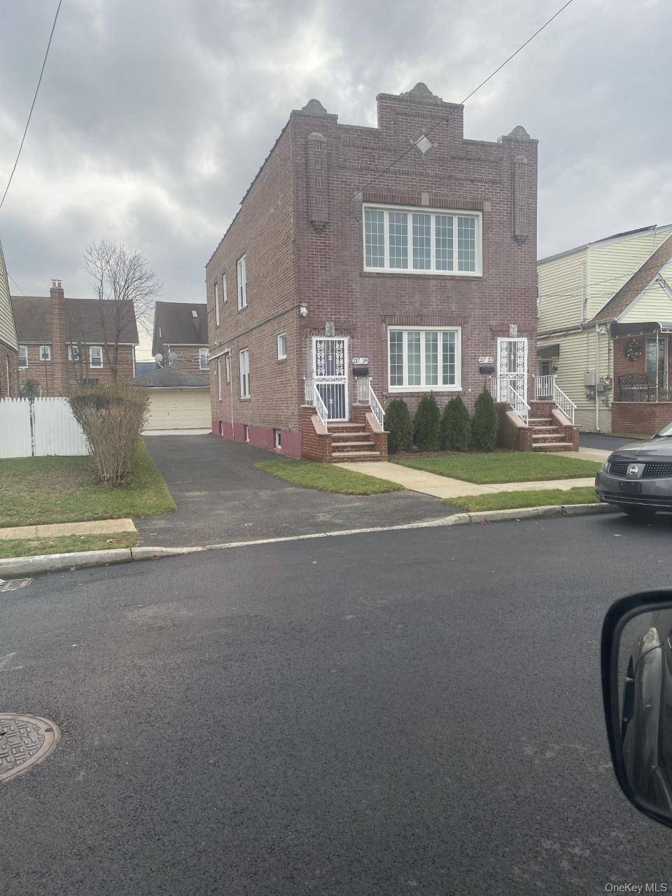 217-24 112 RD #2, Queens Village, NY 11429