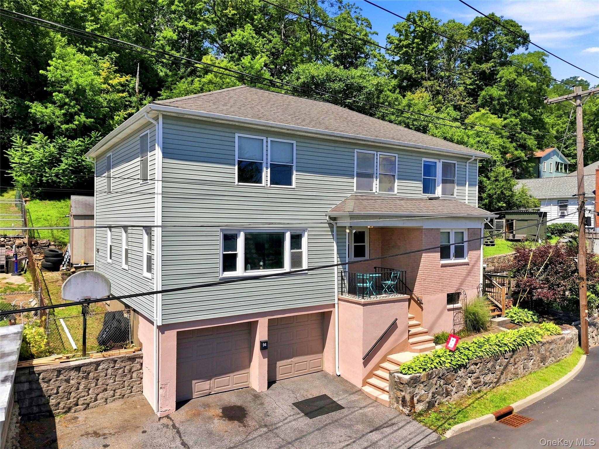 94 Mearns AVE, Highland Falls, NY 10928