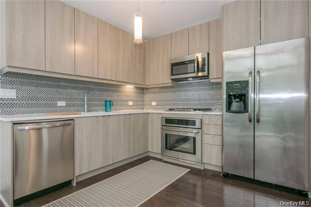 250 S Central Park AVE #3A, Hartsdale, NY 10530