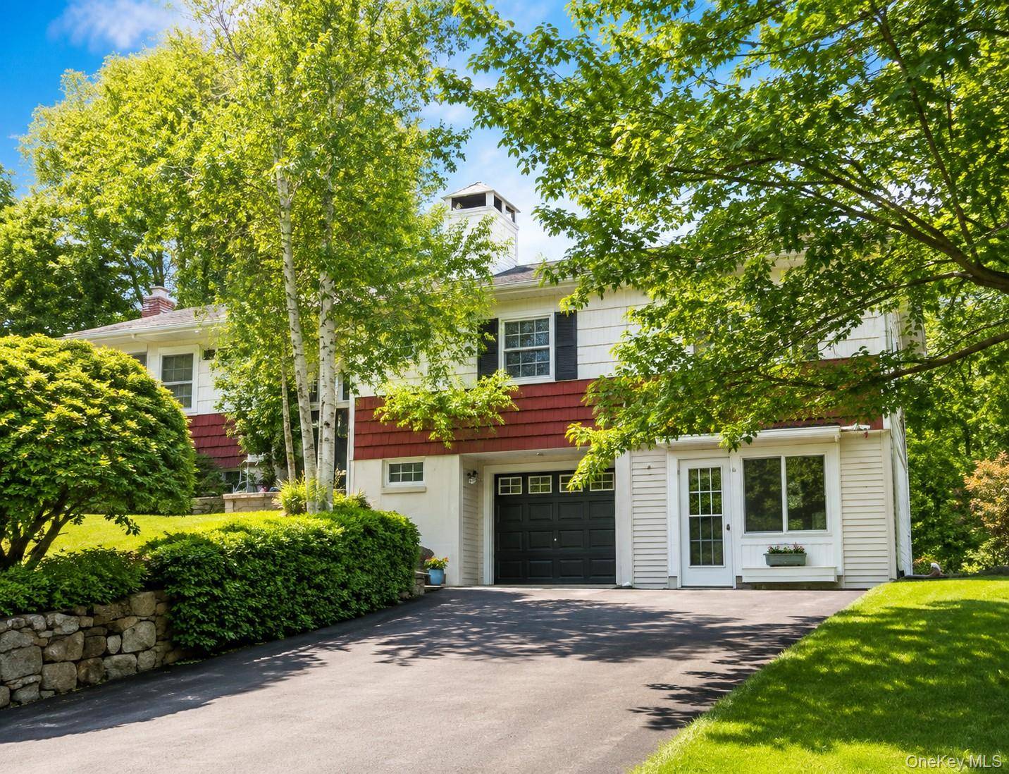 1 Hendrie Dr EXT, Call Listing Agent, CT 06870