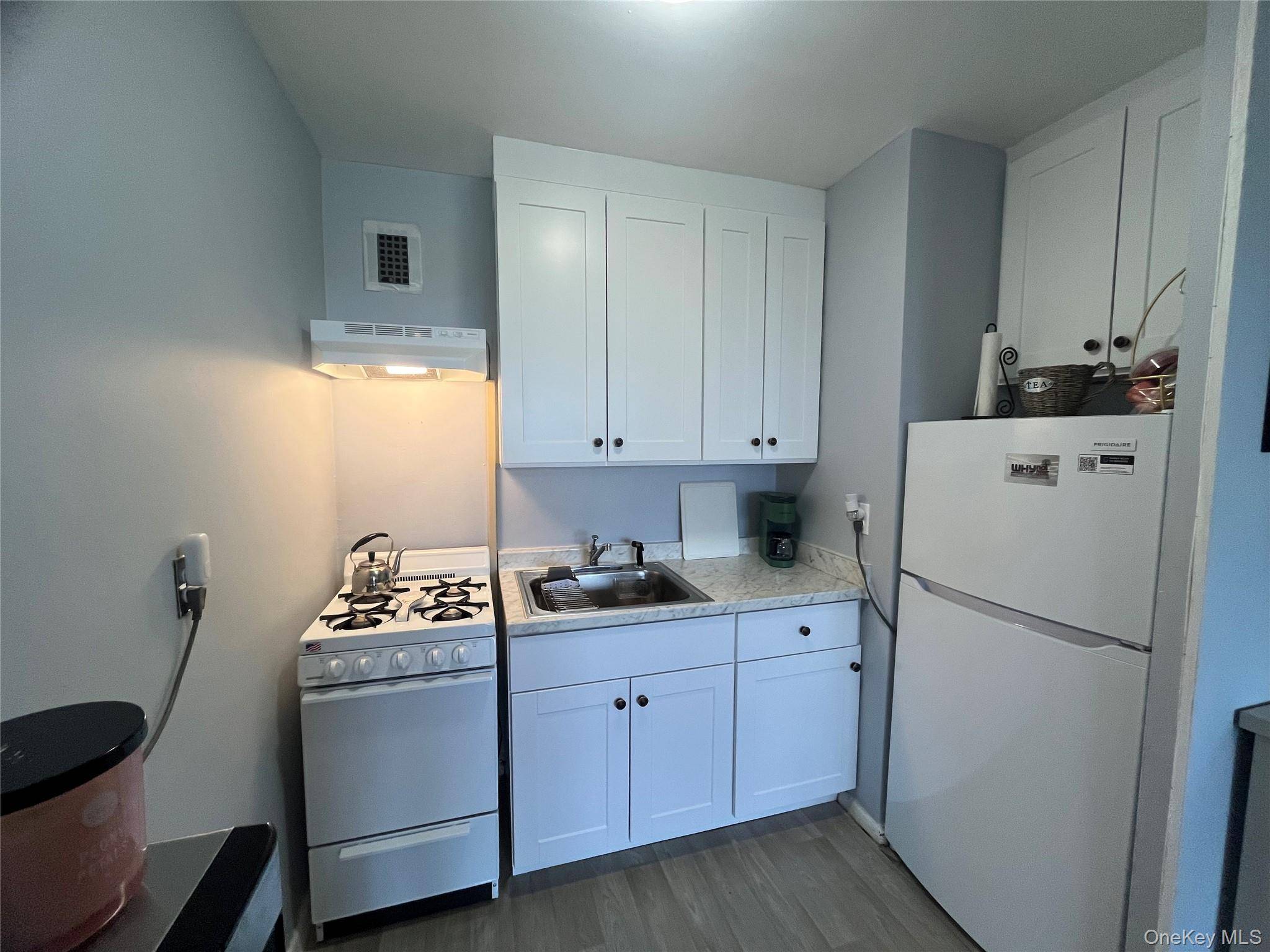 52 Yonkers TER #7K, Yonkers, NY 10704