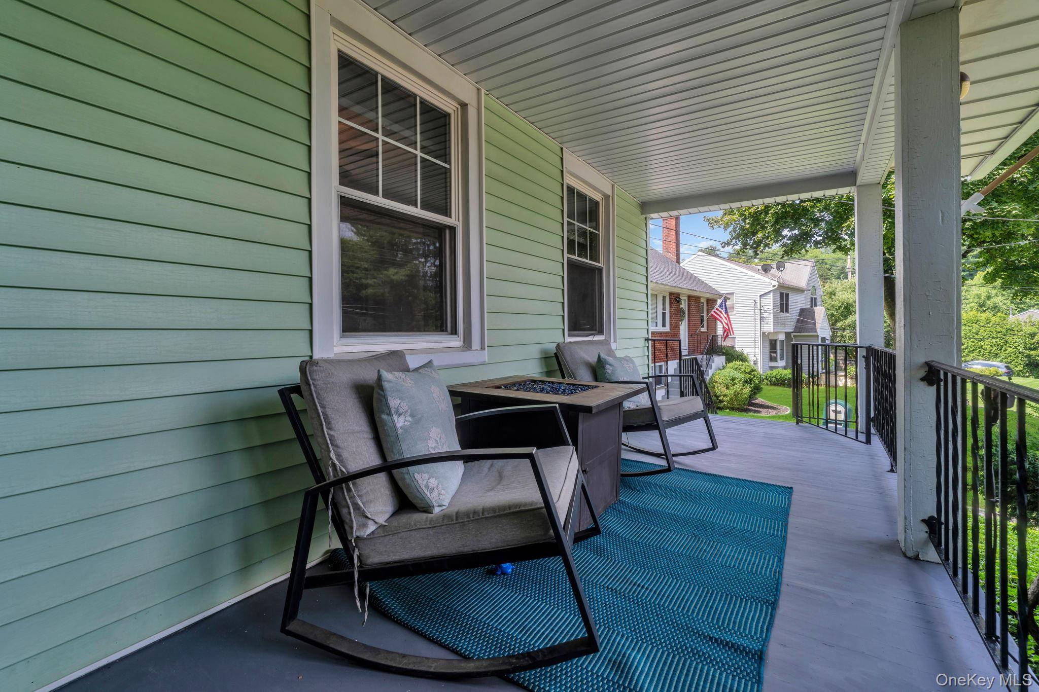 24 Howard AVE, Valhalla, NY 10595