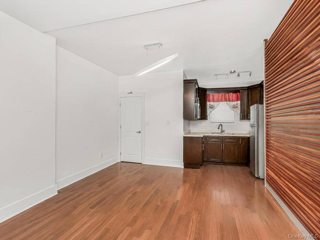 3057 Williamsbridge RD, Bronx, NY 10467
