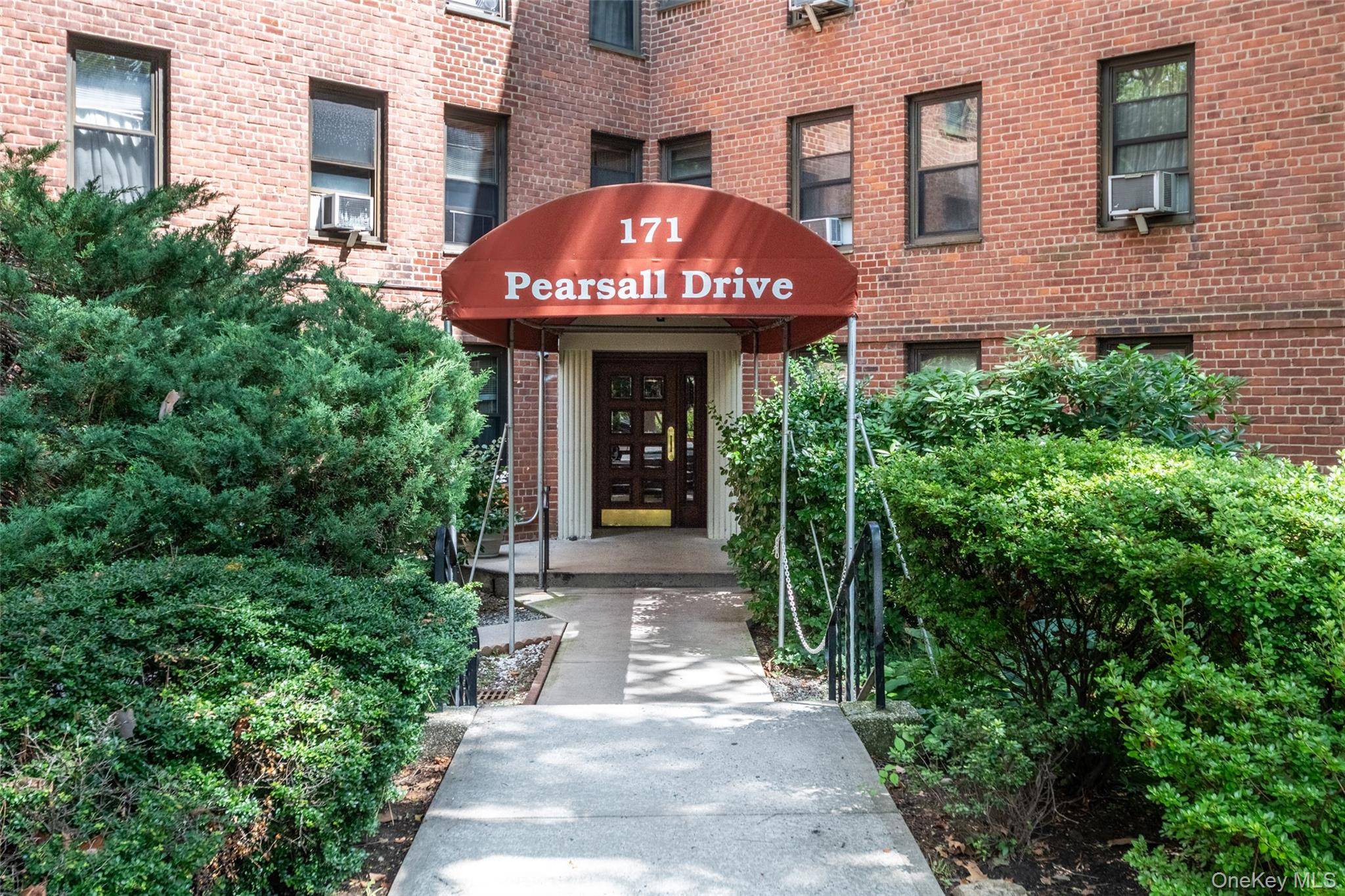 171 Pearsall DR #6E/6F, Mount Vernon, NY 10552