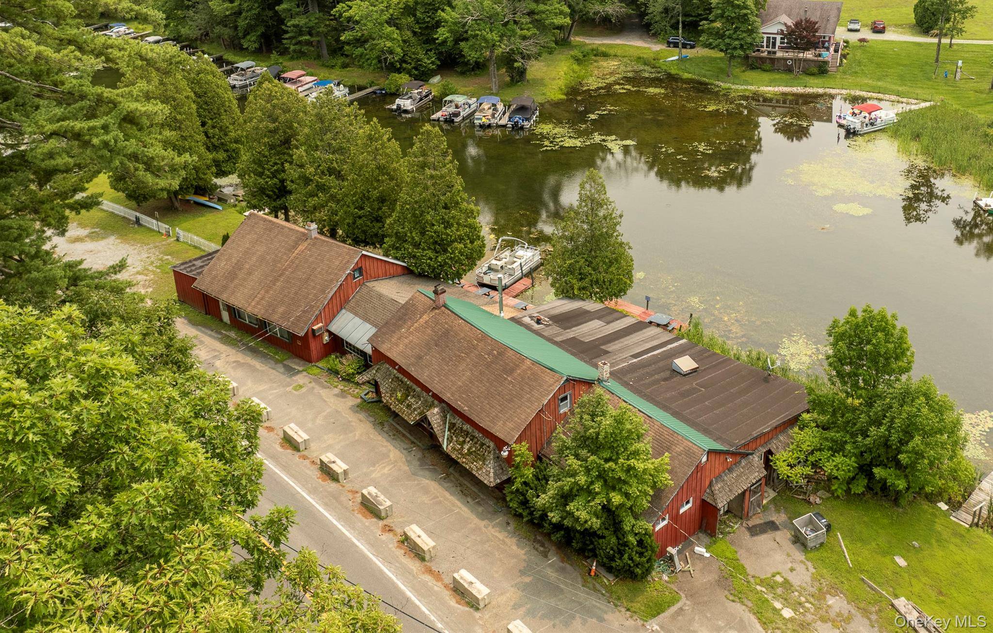 42 Queechy Lake DR, Chatham, NY 12029