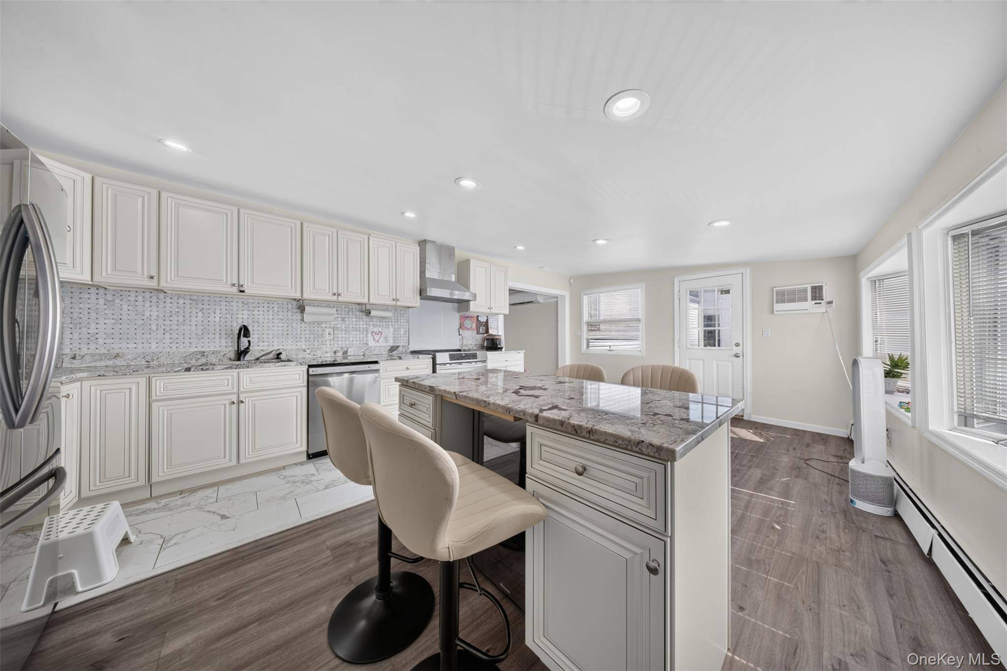 12-06 149th ST, Whitestone, NY 11357