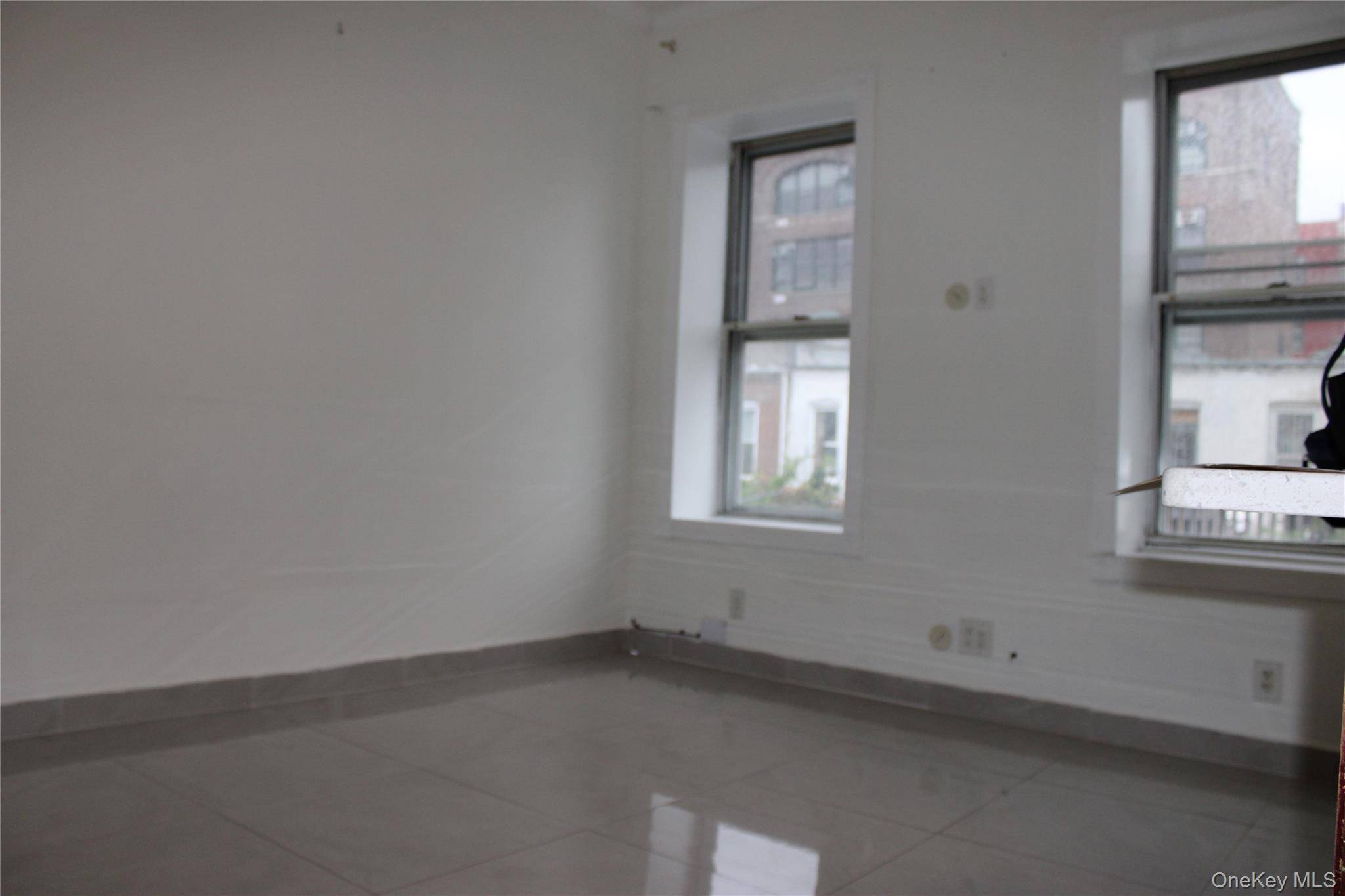 195 Autumn AVE, Brooklyn, NY 11208