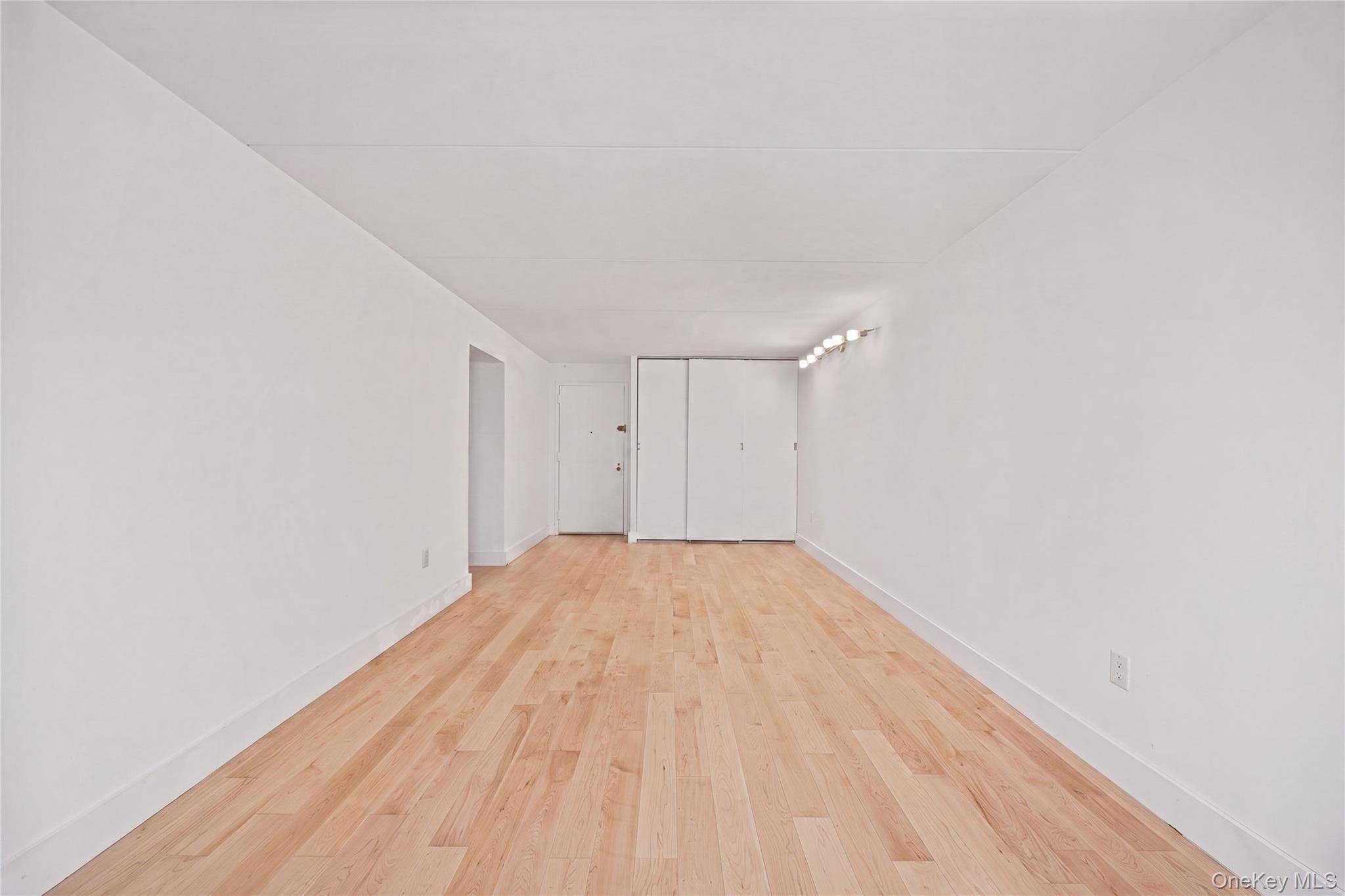 220 Manhattan AVE #2N, New York (manhattan), NY 10025