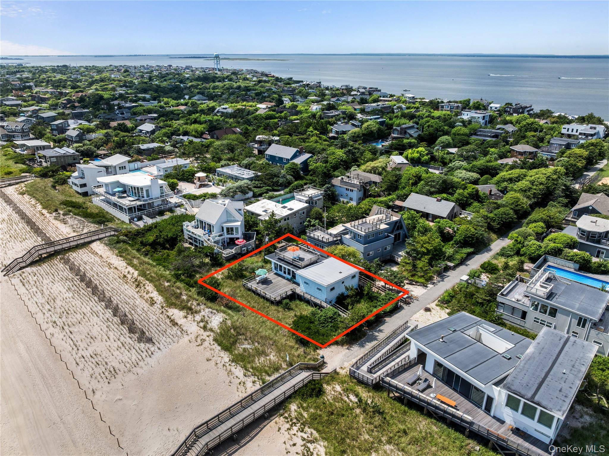 59 Laurel AVE, Seaview, NY 11770