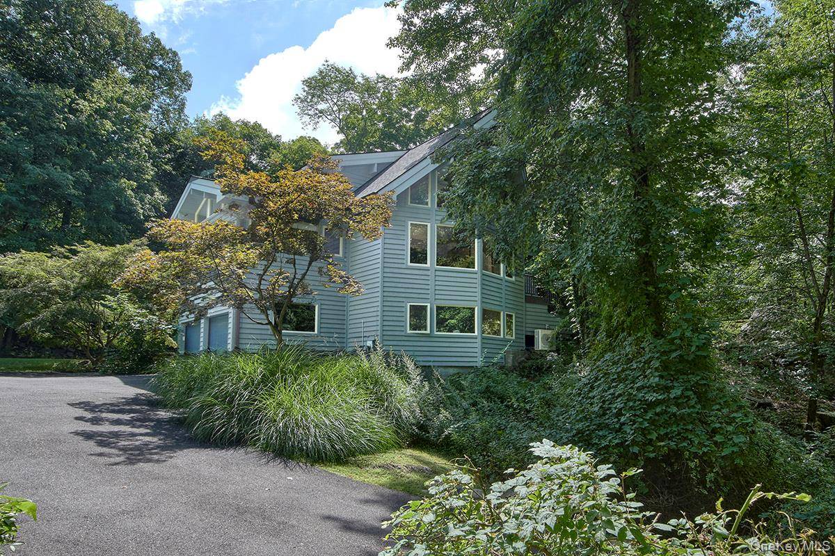 3 Little Lake RDG, Ossining, NY 10562