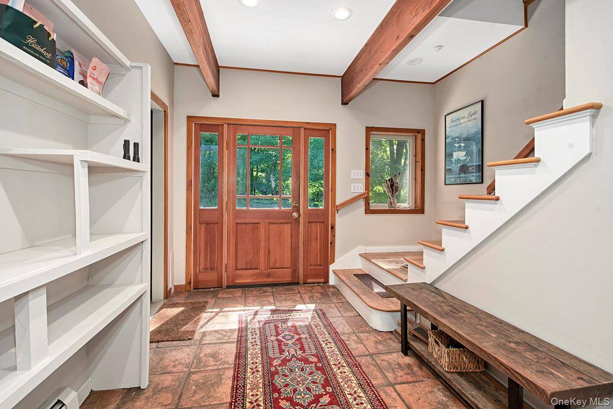 3 Little Lake RDG, Ossining, NY 10562