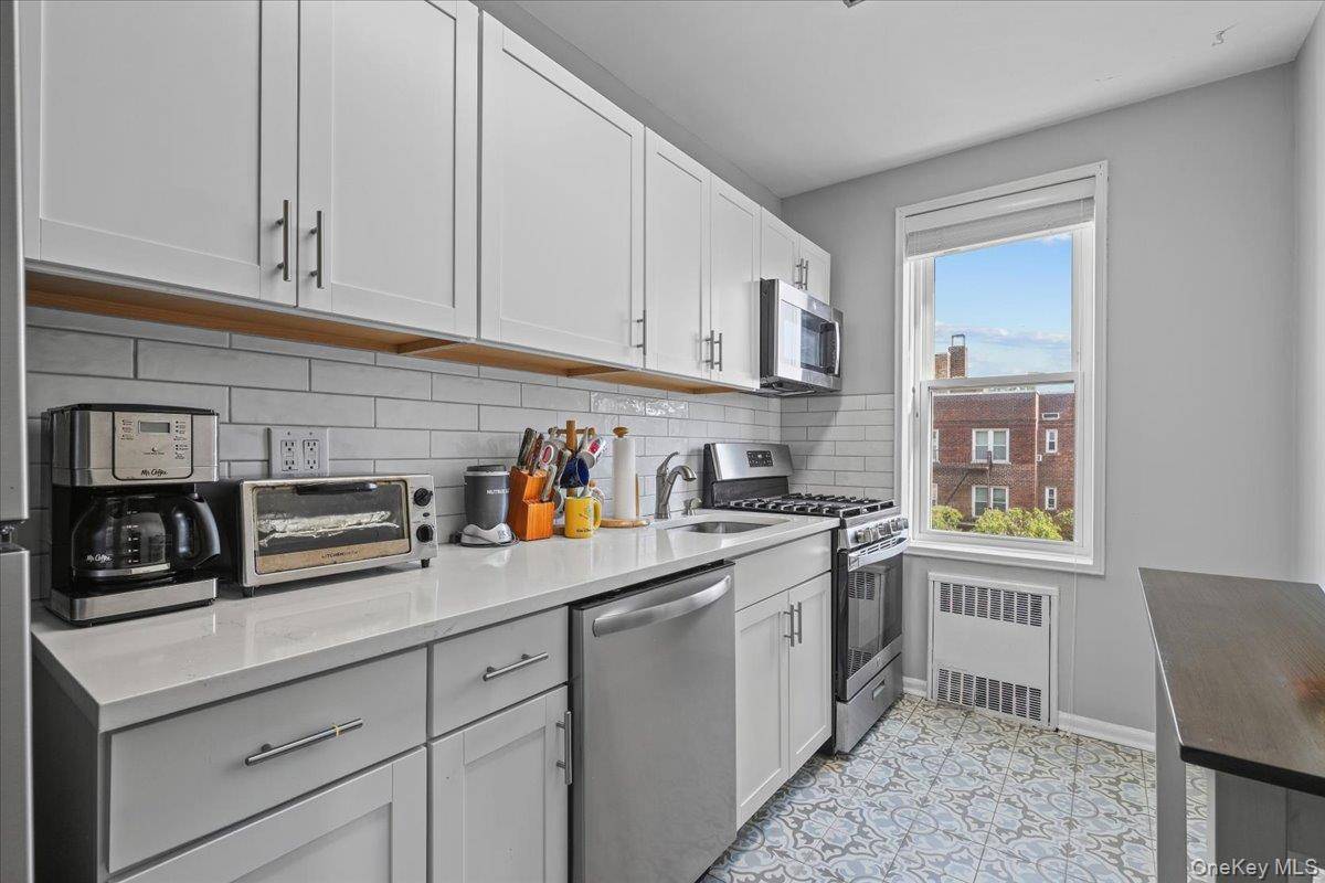 101 Old Mamaroneck RD #3C7, White Plains, NY 10605