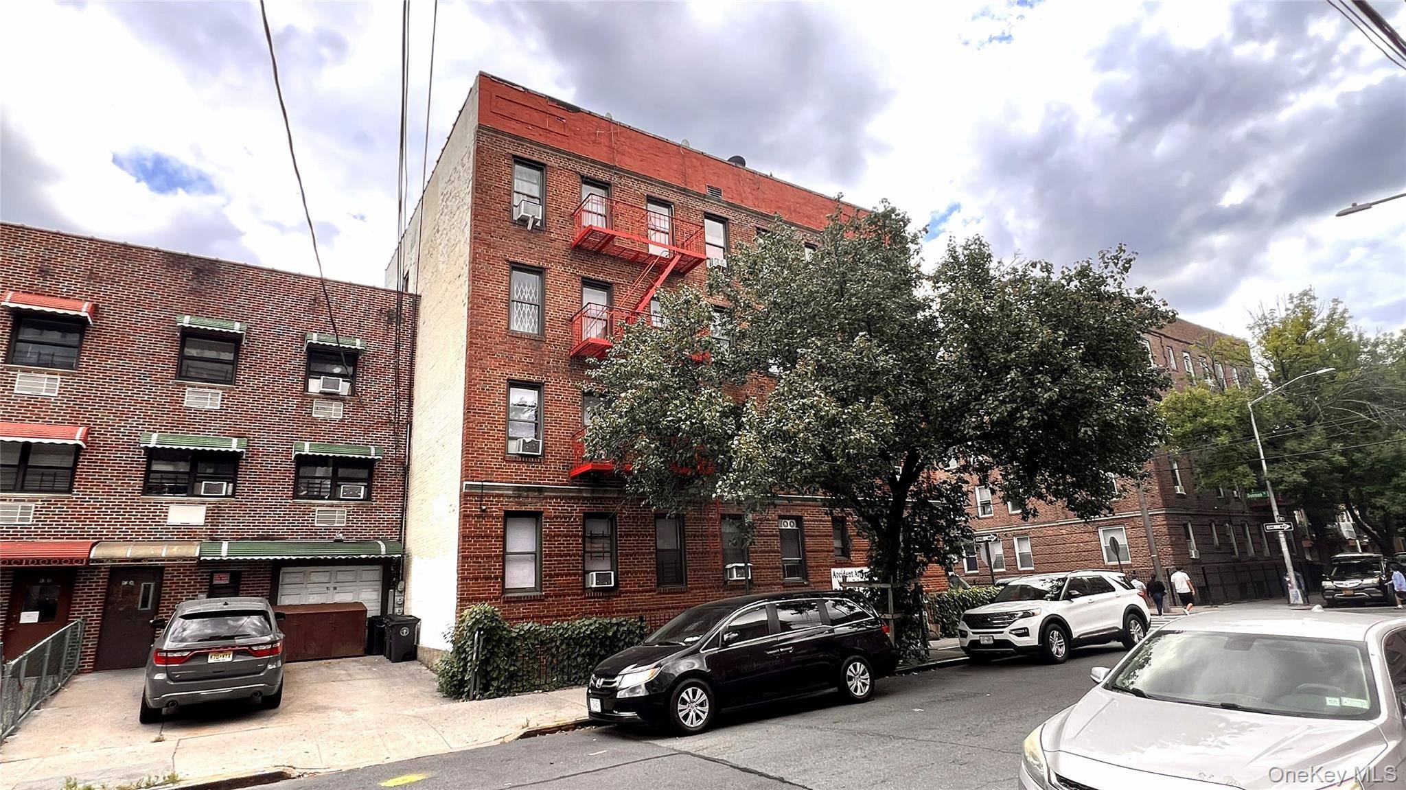 4171 Denman ST, Elmhurst, NY 11373