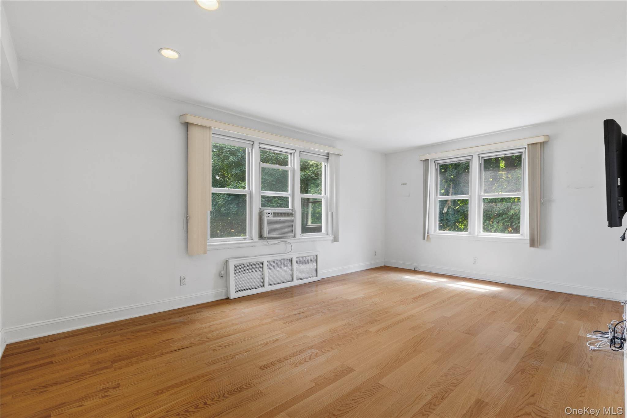 2 Winchester AVE #1A, Yonkers, NY 10710
