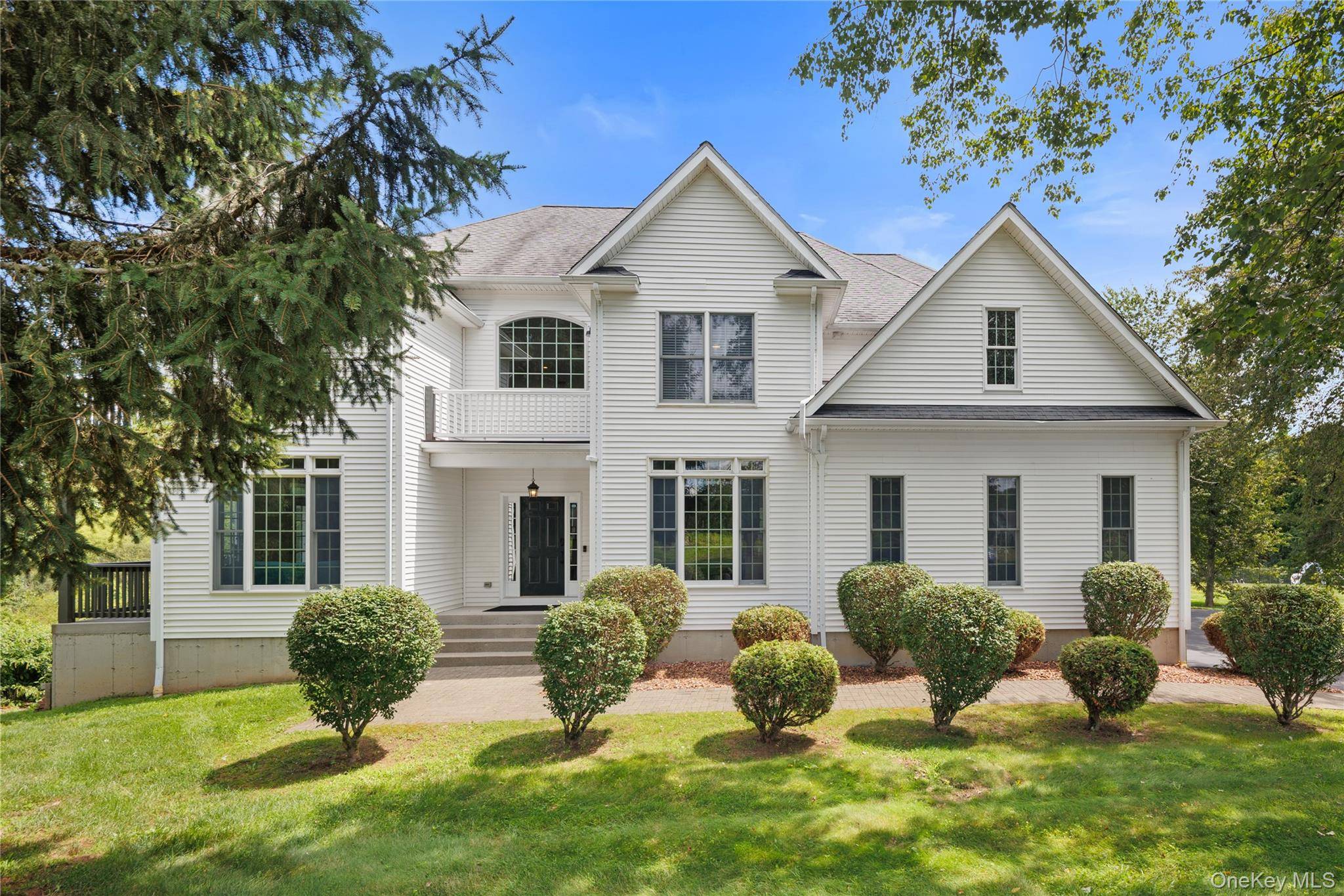 26 Mill Farm LN, Brewster, NY 10509