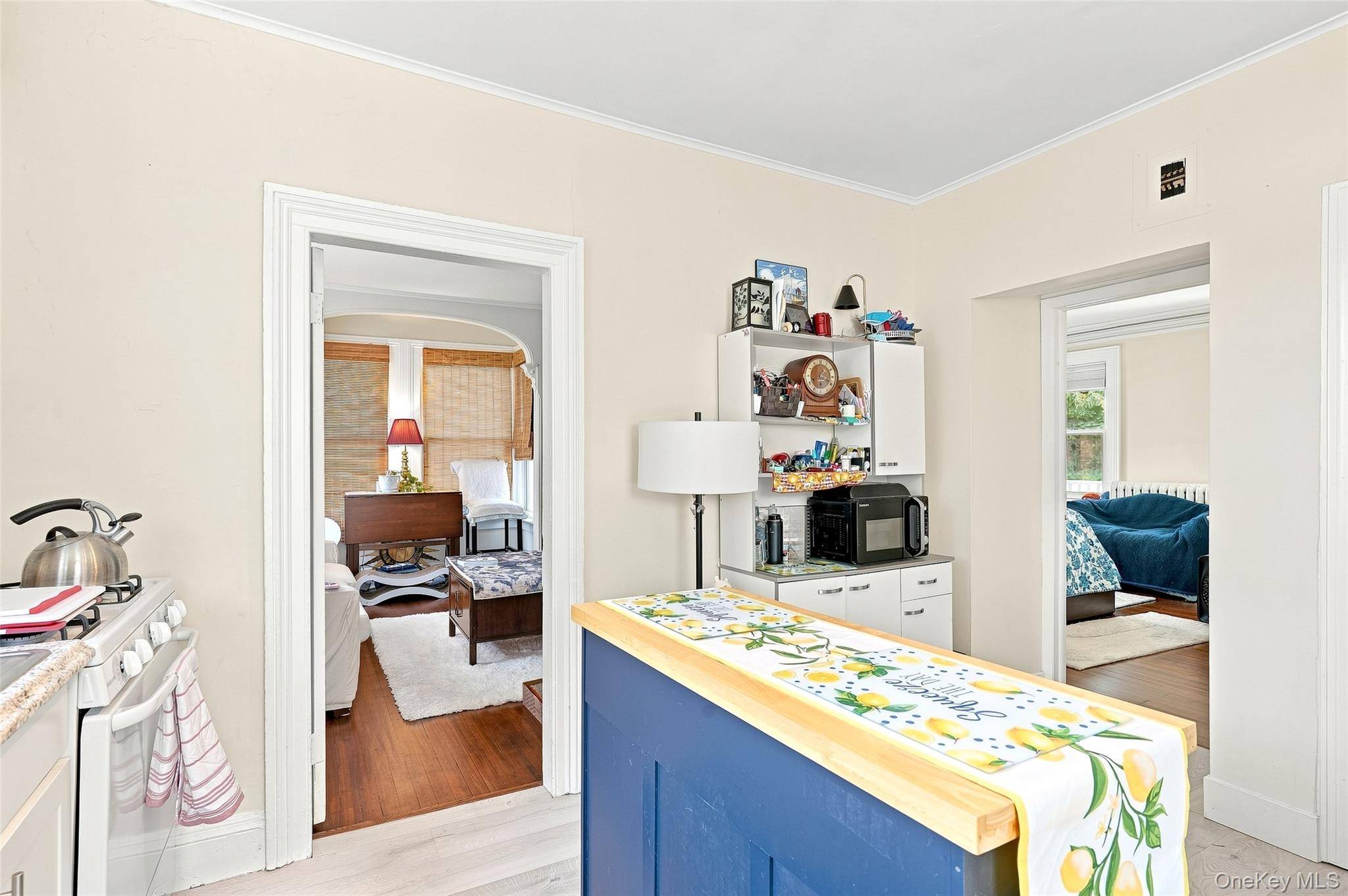 1095 Boston Post RD, Rye, NY 10580