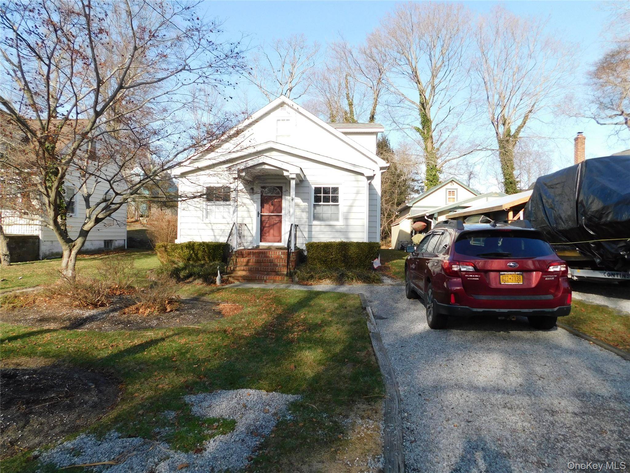 80 Cedar RD, Wading River, NY 11792